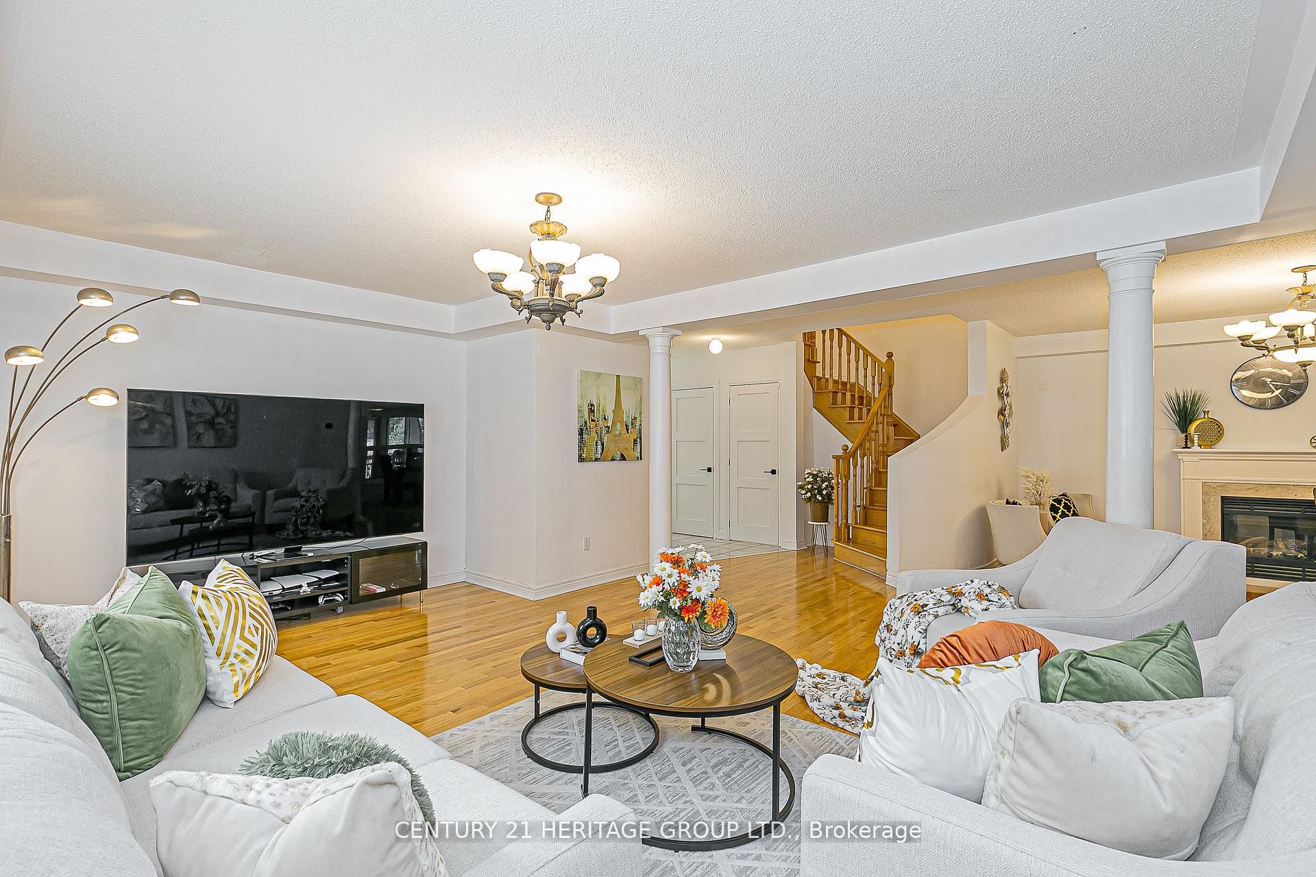 29 Eminence Road Property Photo 5