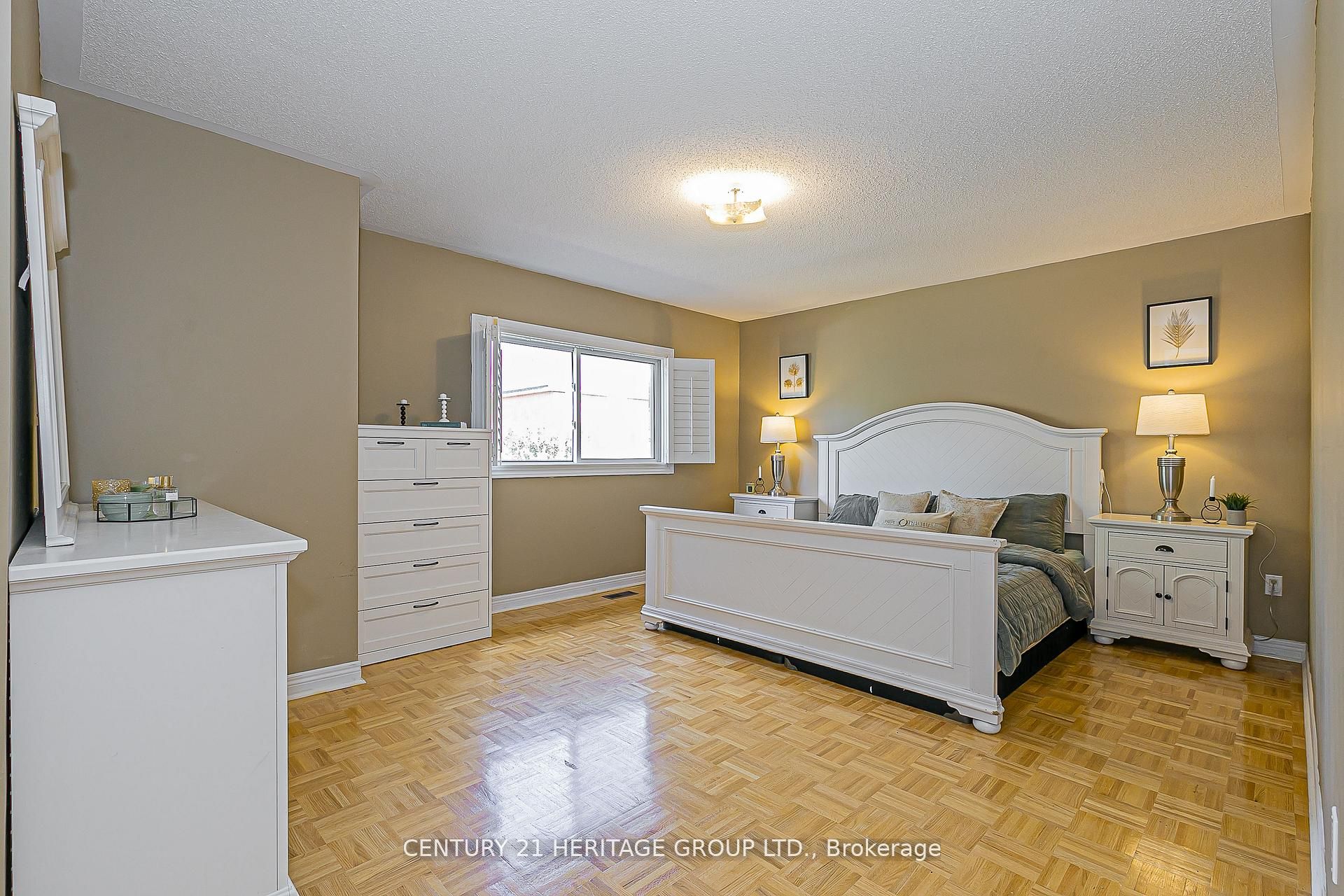 29 Eminence Road Property Photo 18