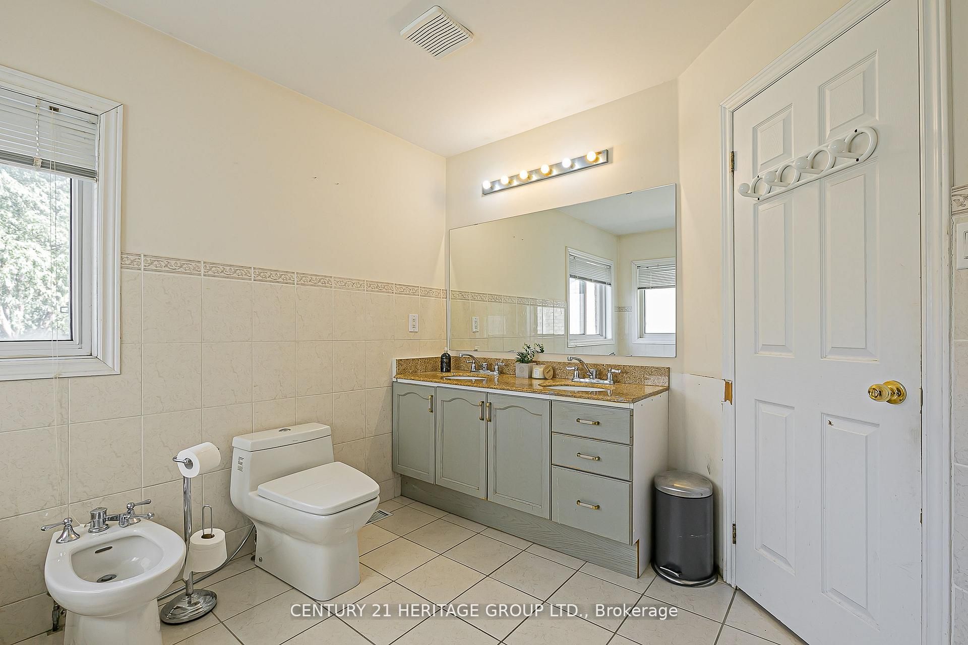 29 Eminence Road Property Photo 20
