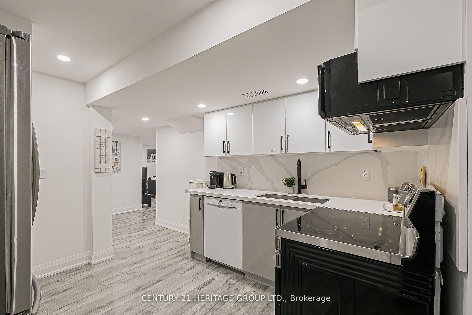 29 Eminence Road Property Photo 28