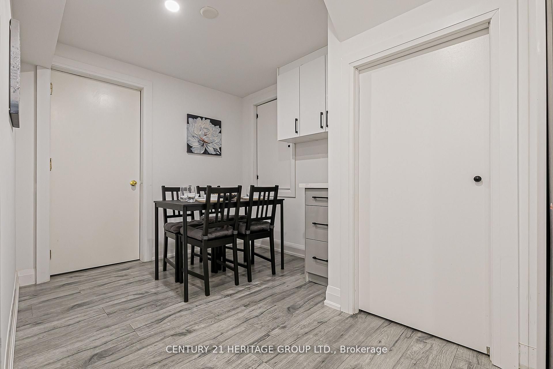 29 Eminence Road Property Photo 30