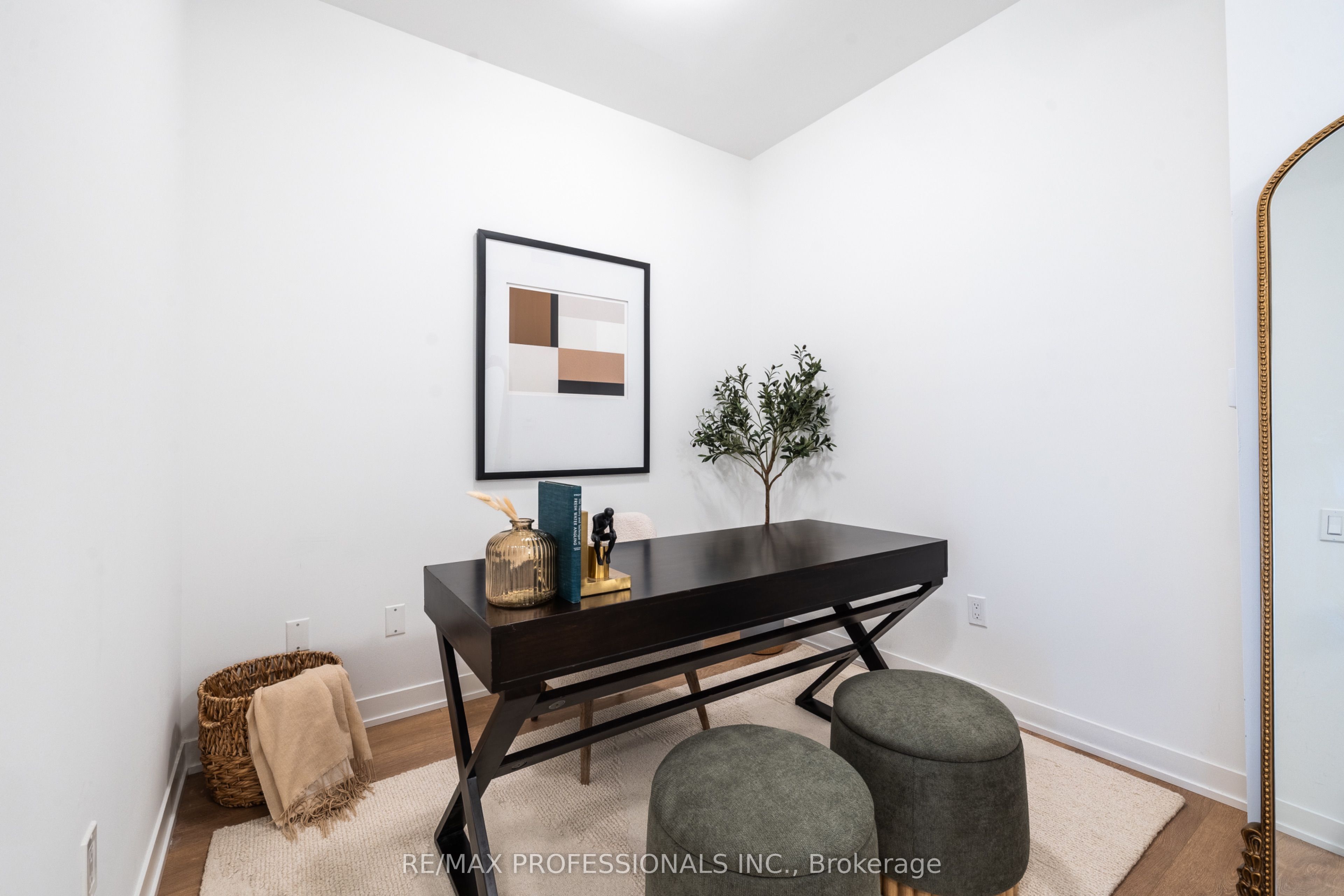 10 Abeja Street 1421 Property Photo 15