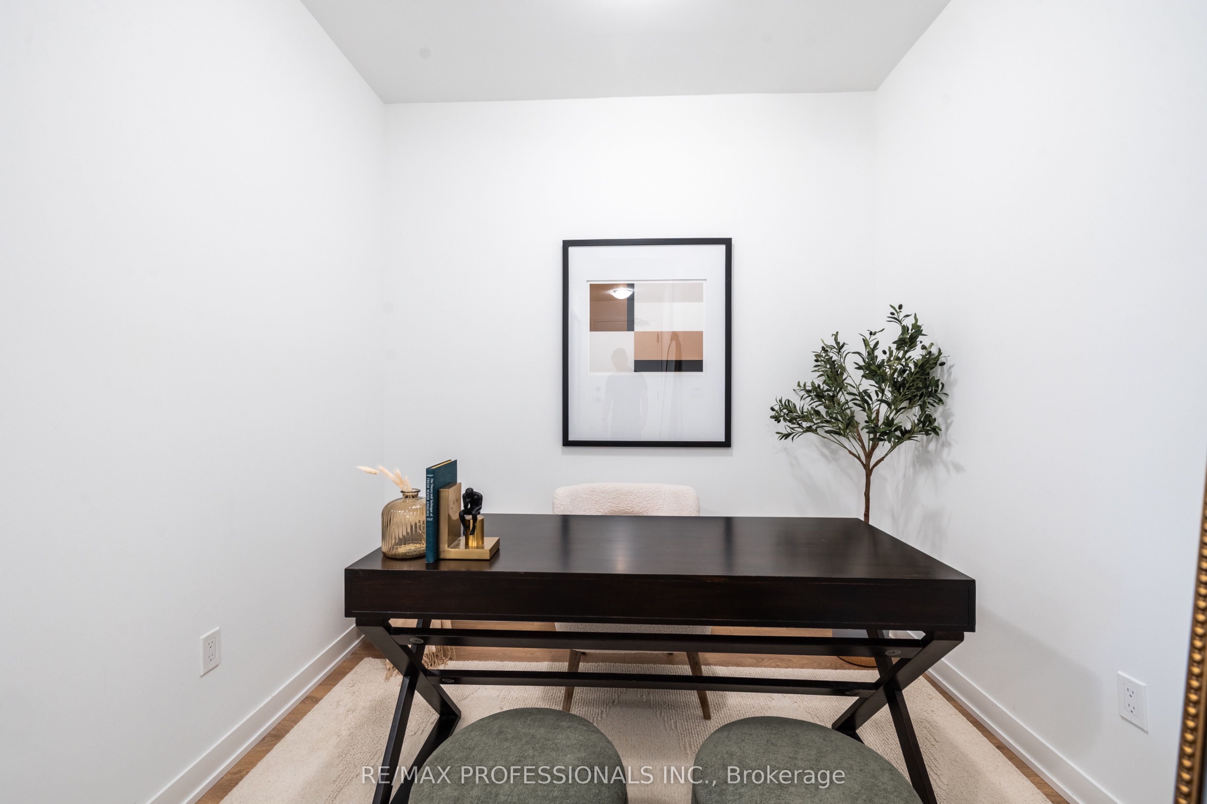 10 Abeja Street 1421 Property Photo 16