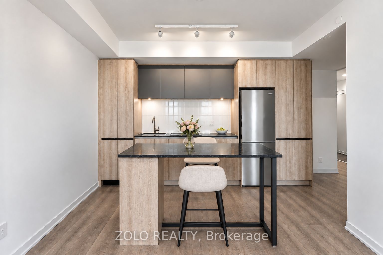 7950 Bathurst Street 1324 Property Photo 5