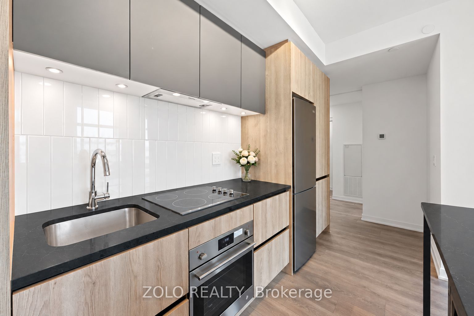7950 Bathurst Street 1324 Property Photo 7