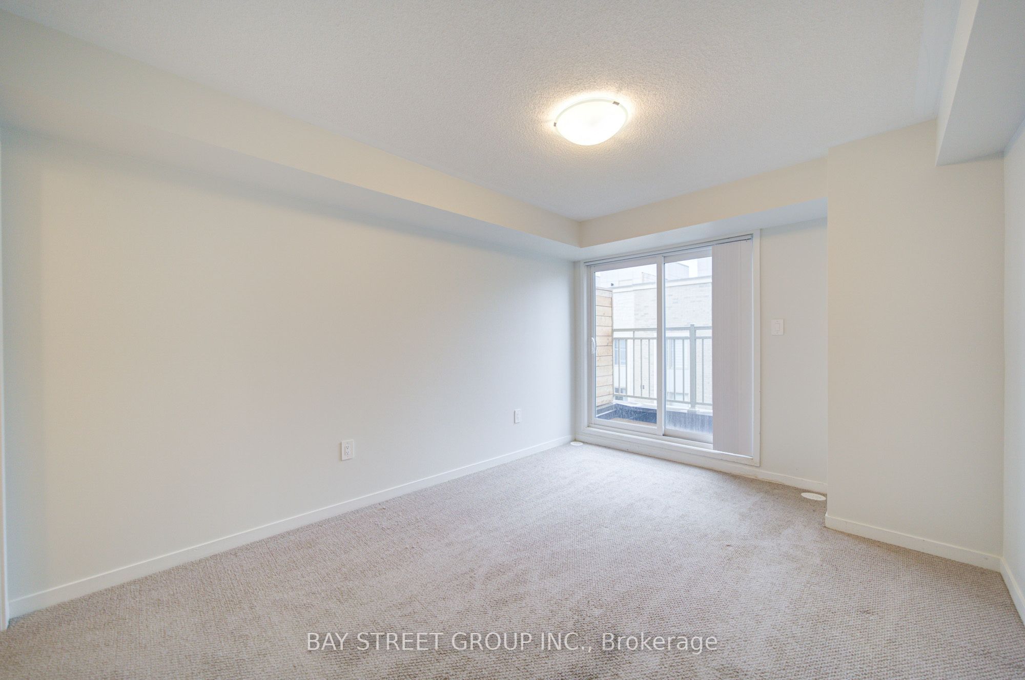 11 Honeycrisp Crescent Th3 Property Photo 24