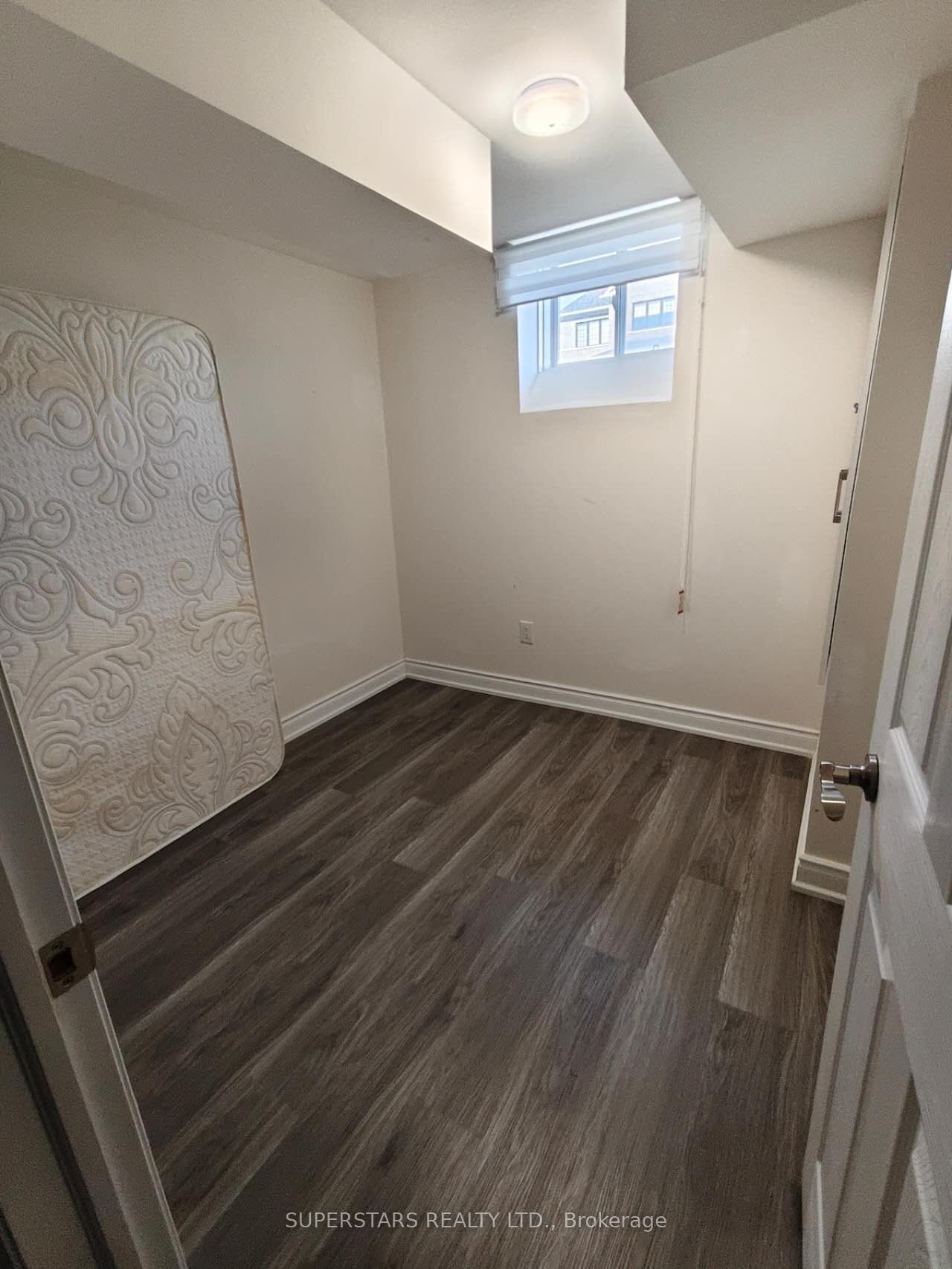 93 Jinnah Avenue Basement Property Photo 8