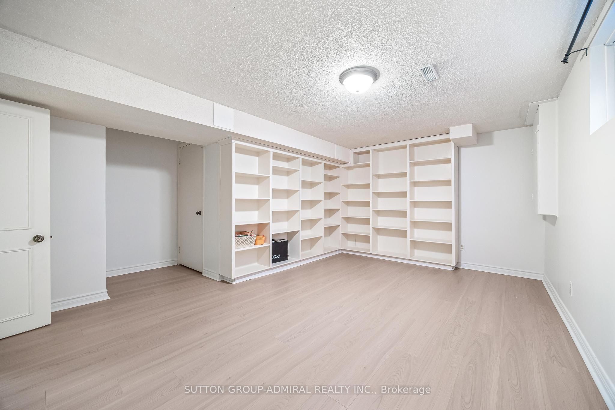 49 Hetherington Crescent Property Photo 31