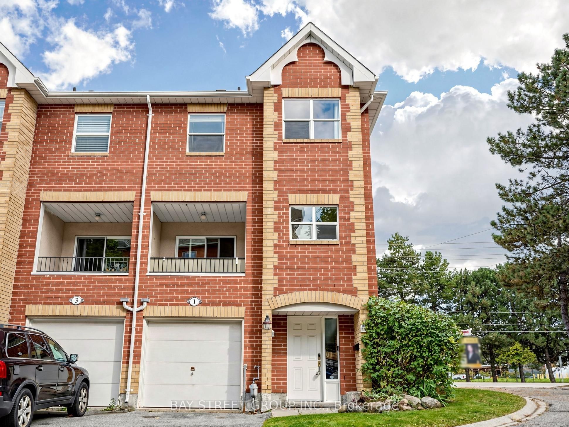 1 Maple Park Way Property Photo 1