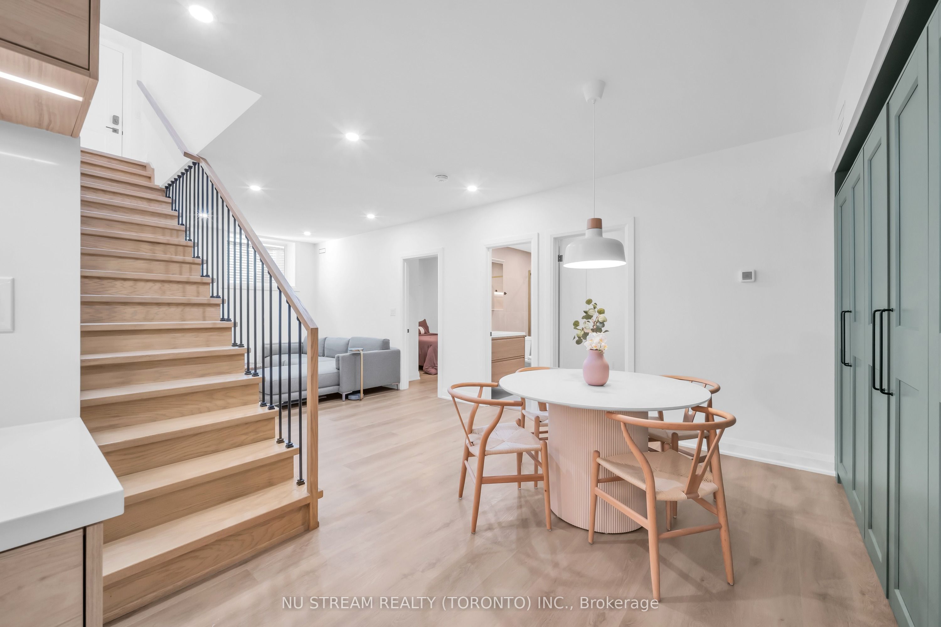 323 Winnifred Drive Property Photo 43