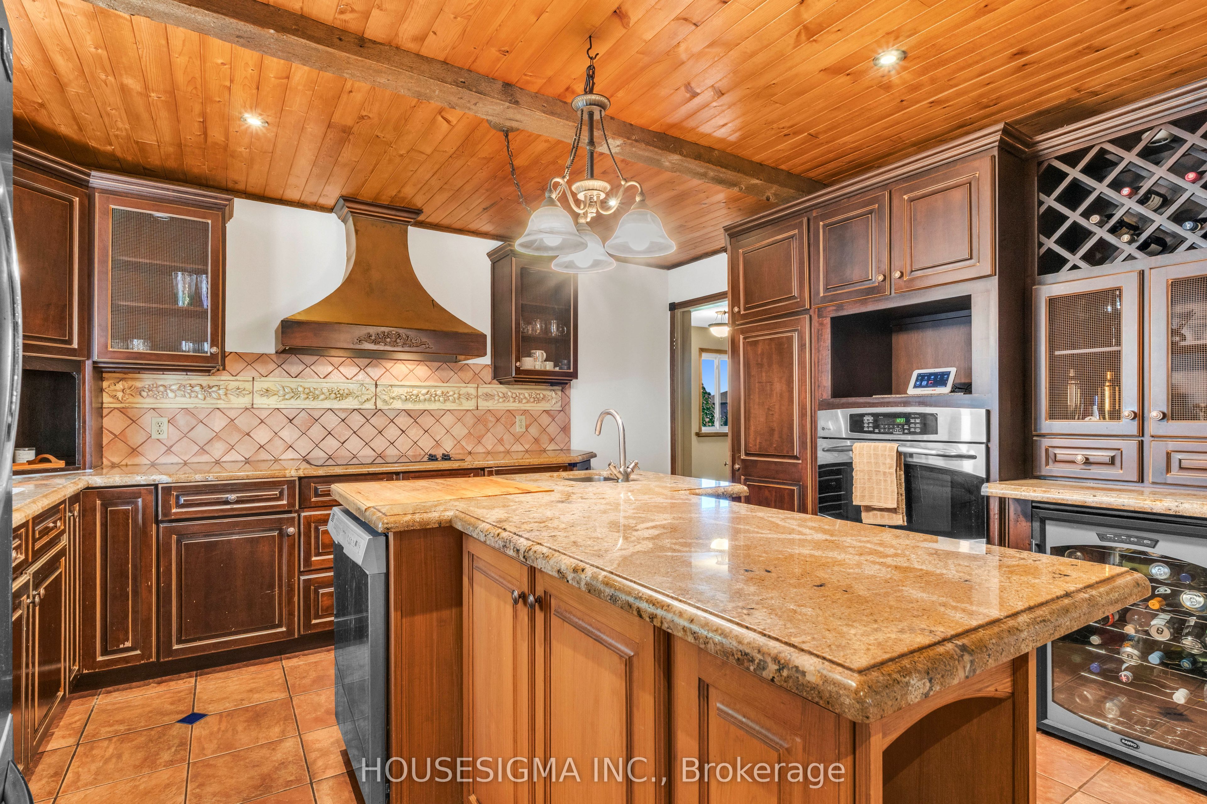 19 Magani Avenue Property Photo 12