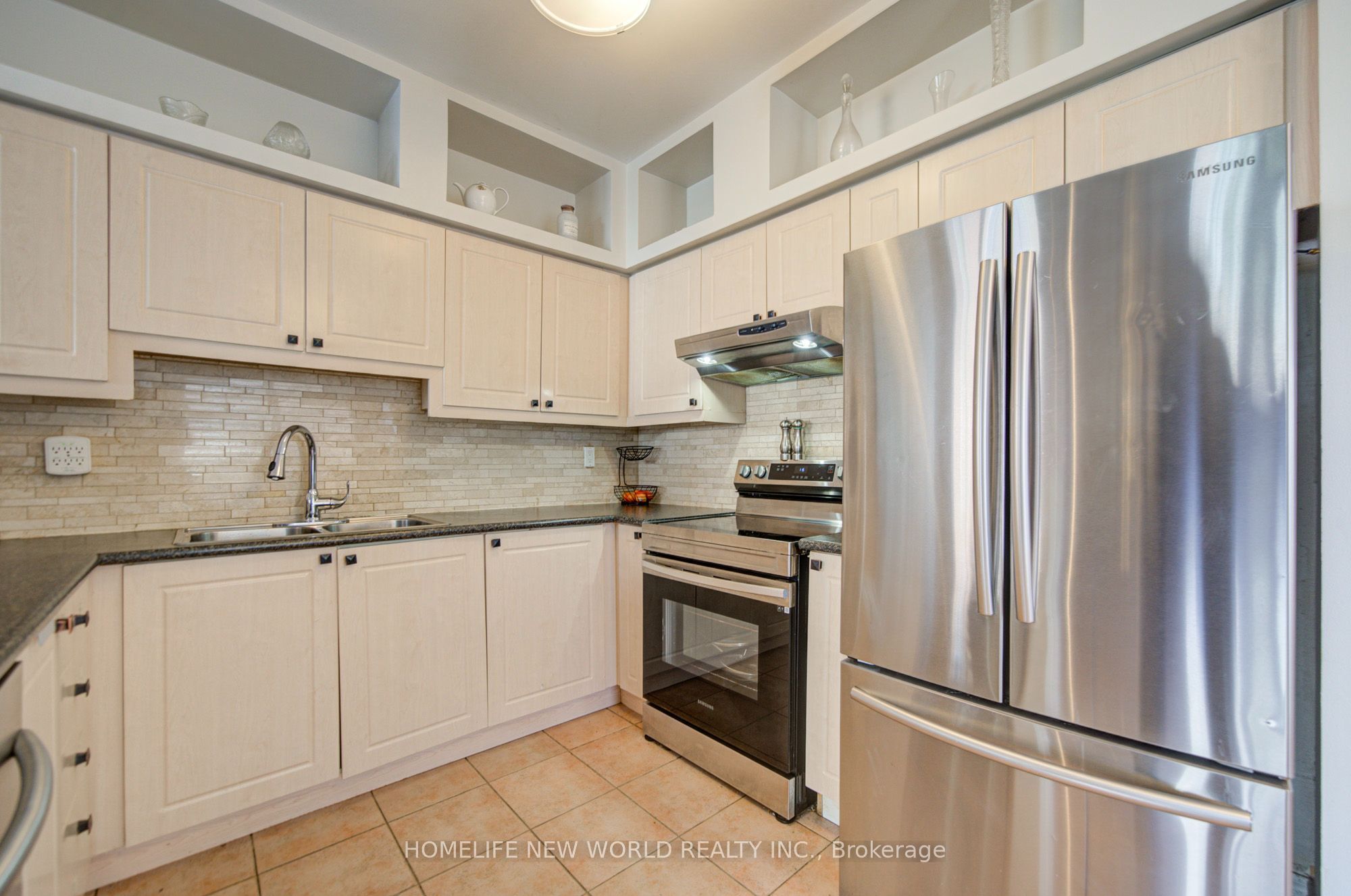 12 Belvia Drive Property Photo 16