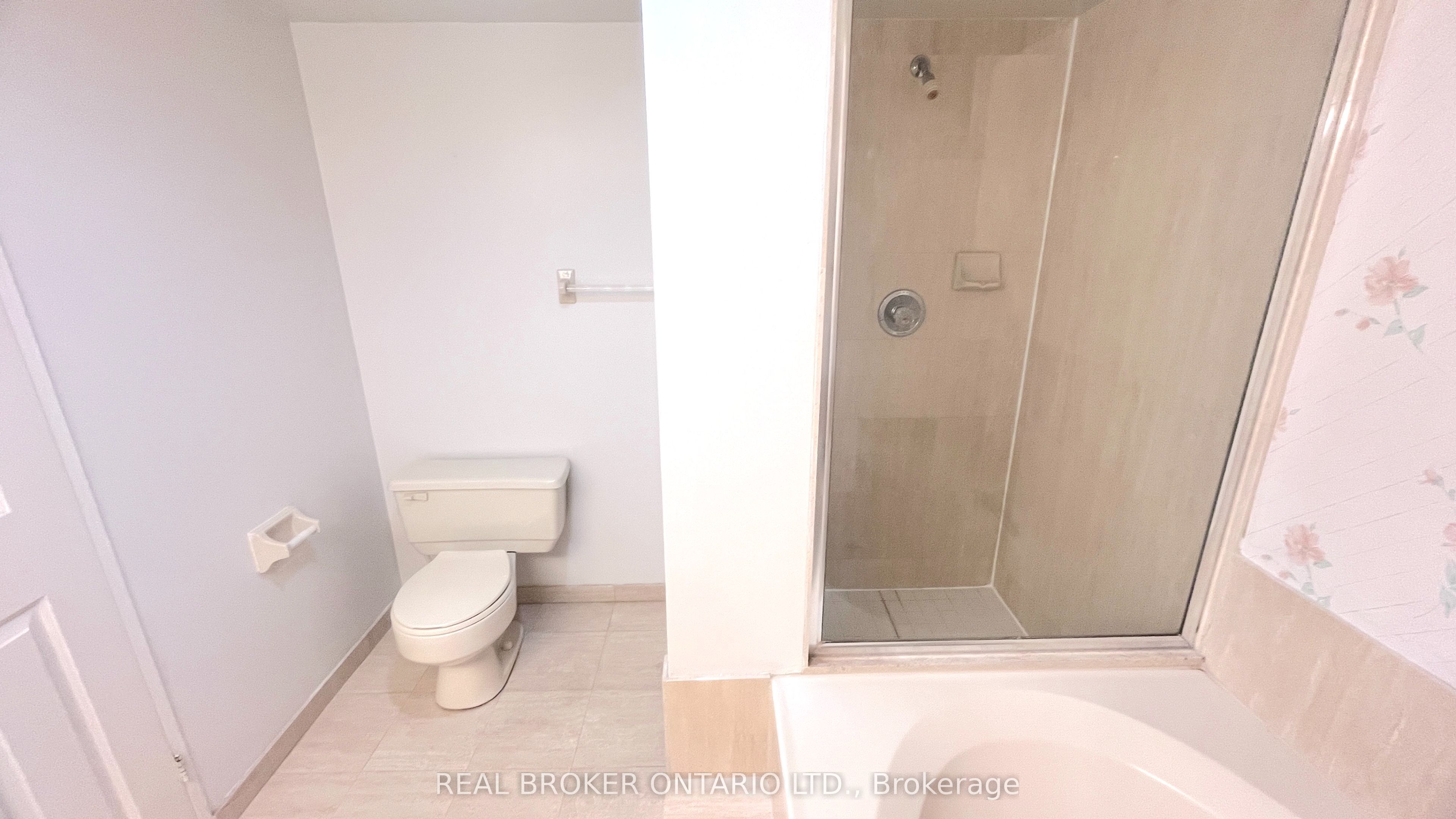 333 Clark Avenue W 509 Property Photo 16