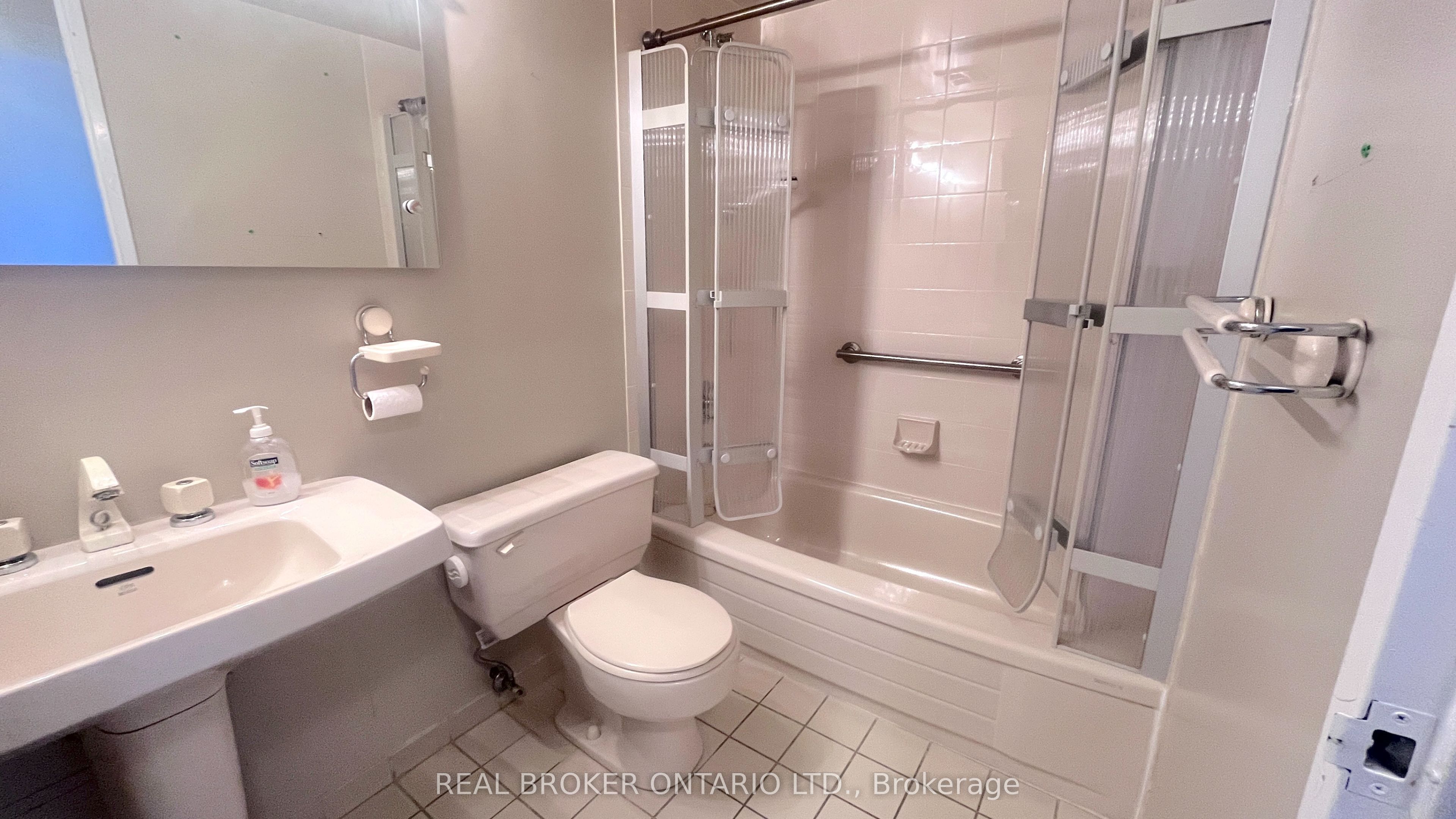 343 Clark Avenue W 1403 Property Photo 20
