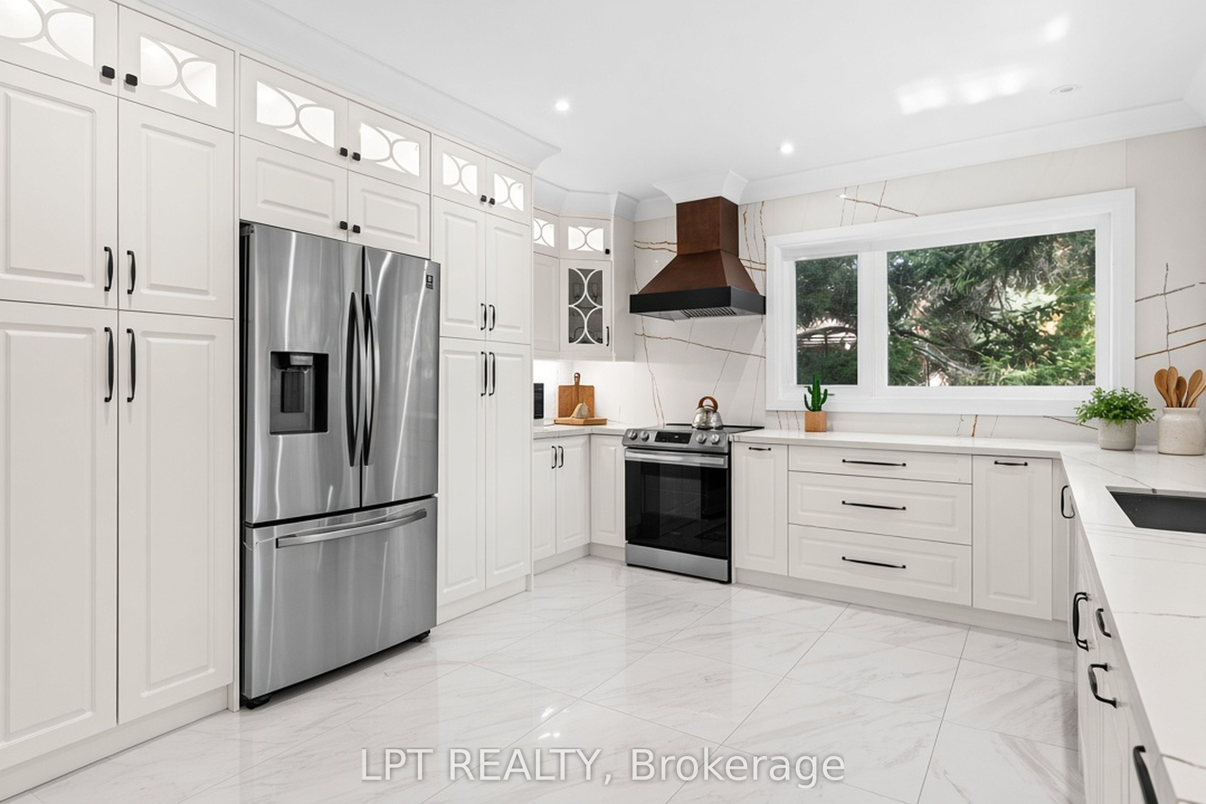 177 Hedge Road Property Photo 10