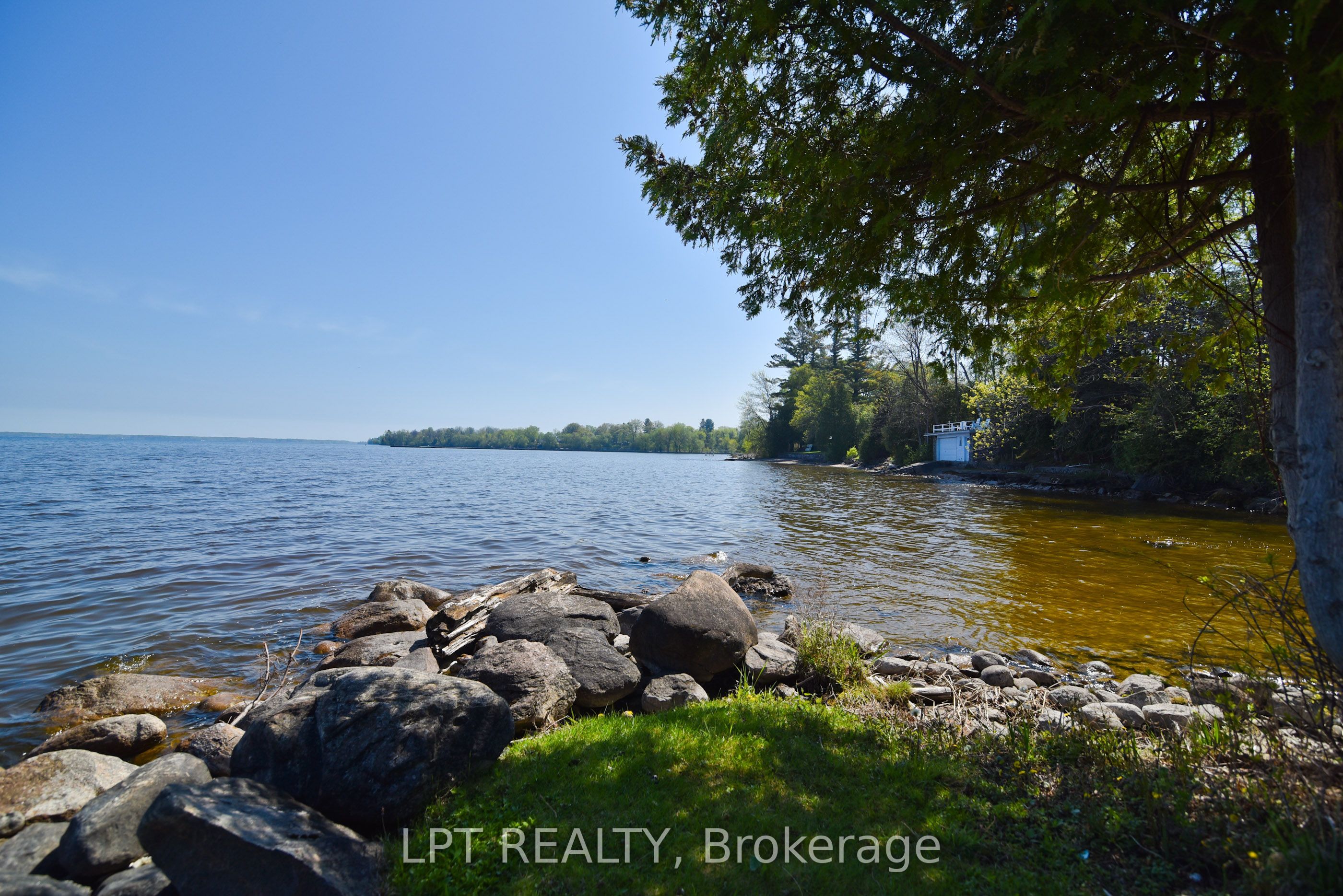 177 Hedge Road Property Photo 44