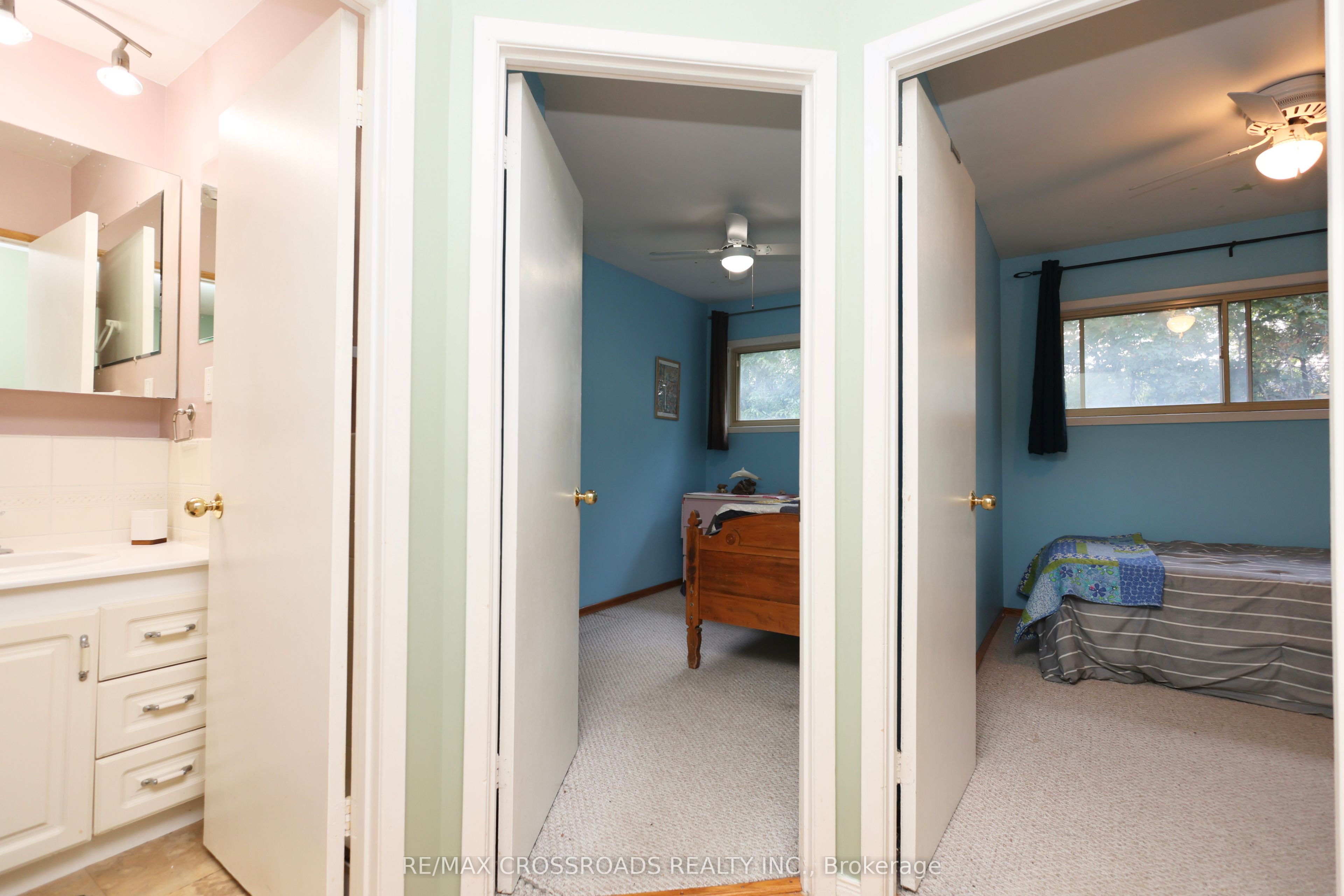 118 Wales Avenue Property Photo 15