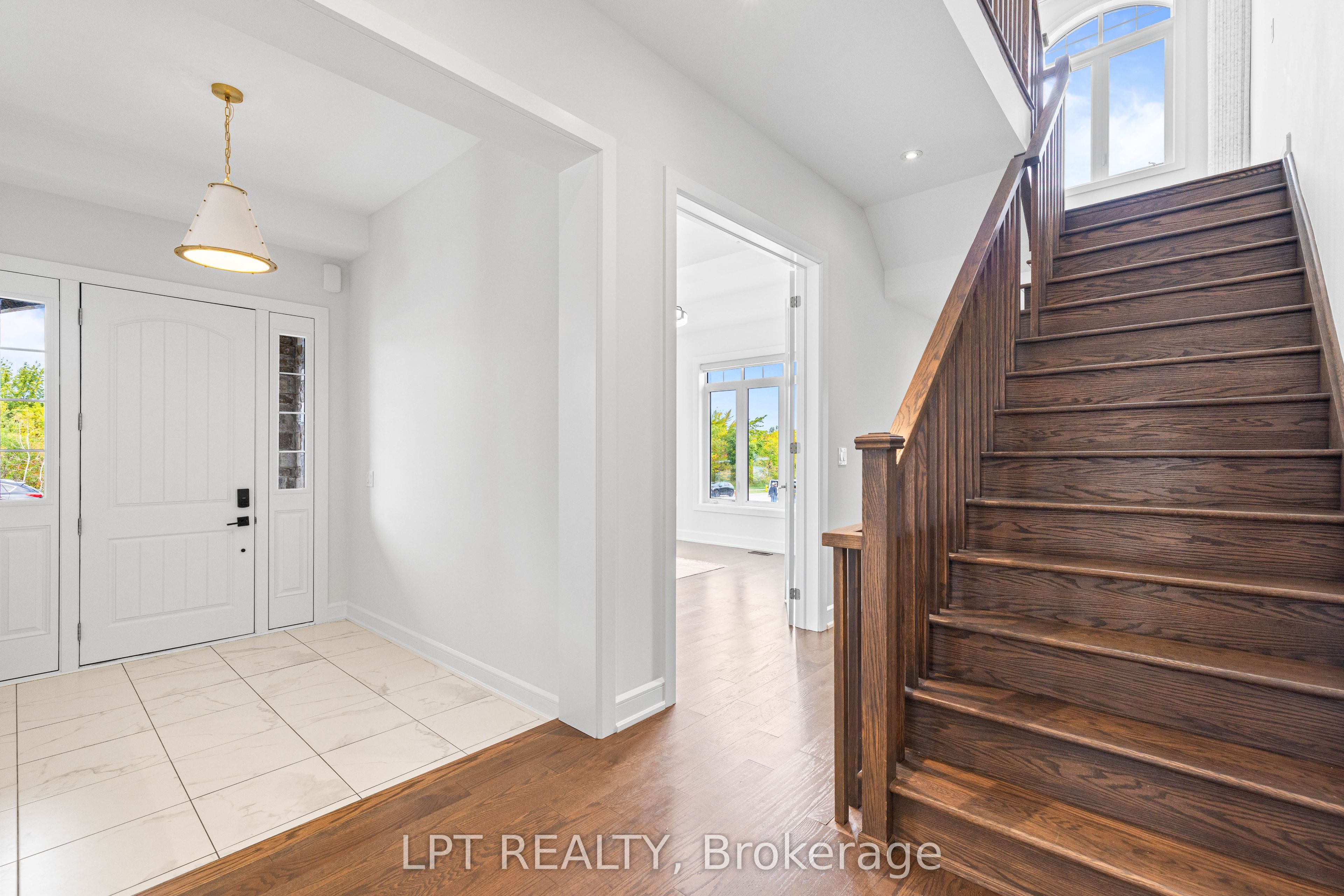 90 Keatley Drive Property Photo 4