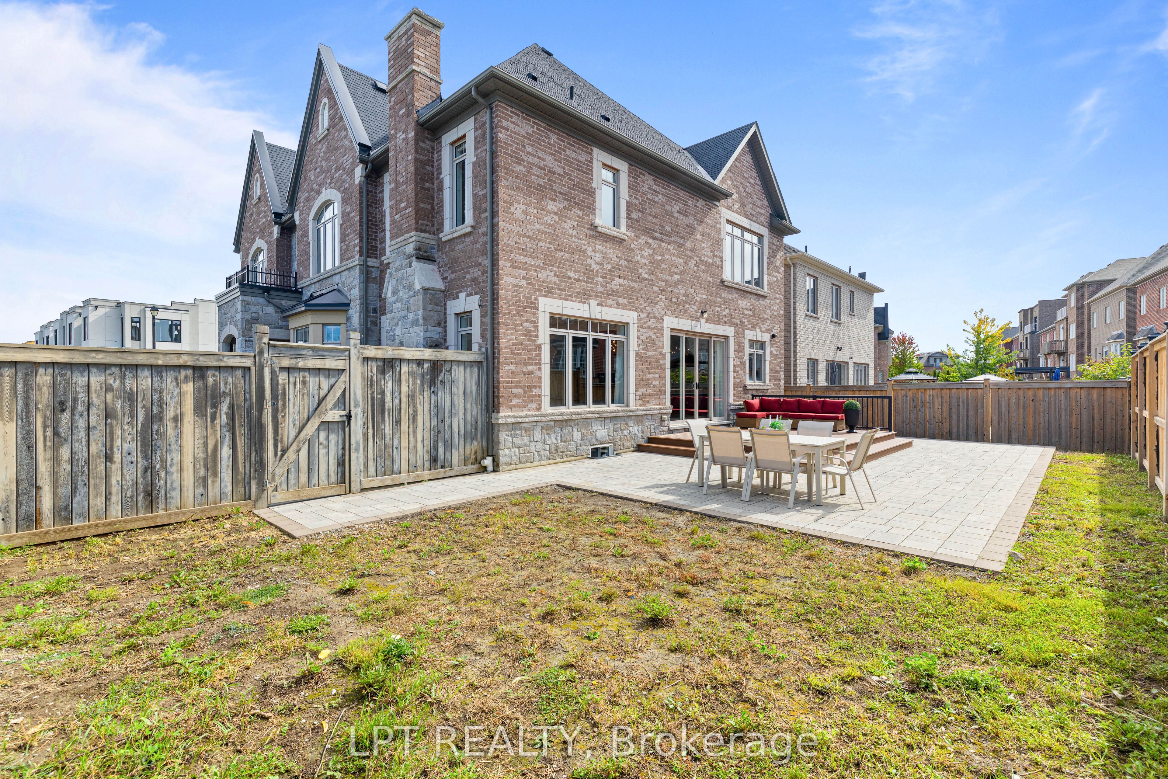 90 Keatley Drive Property Photo 48