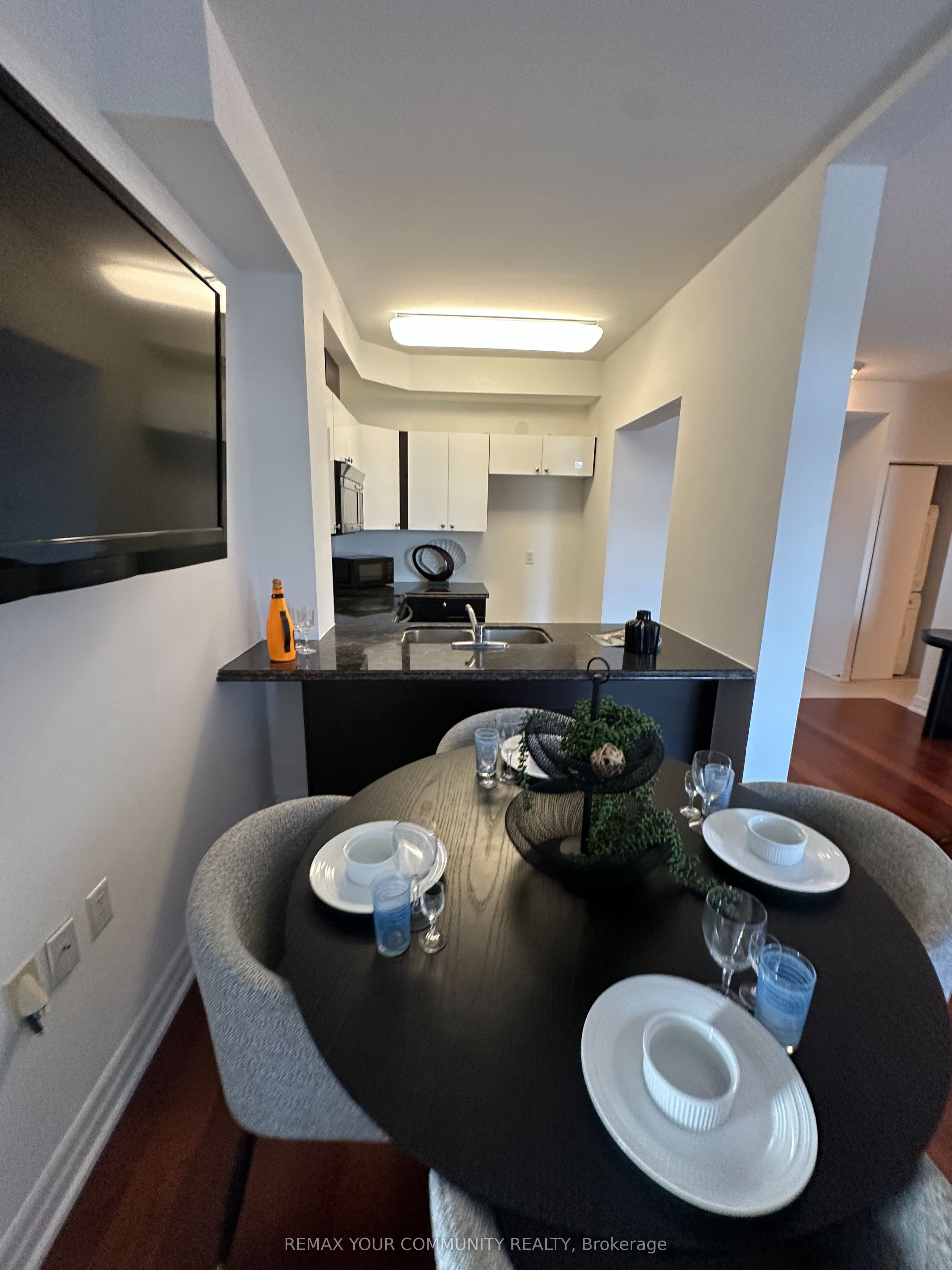 15450 Yonge Street 205 Property Photo 13