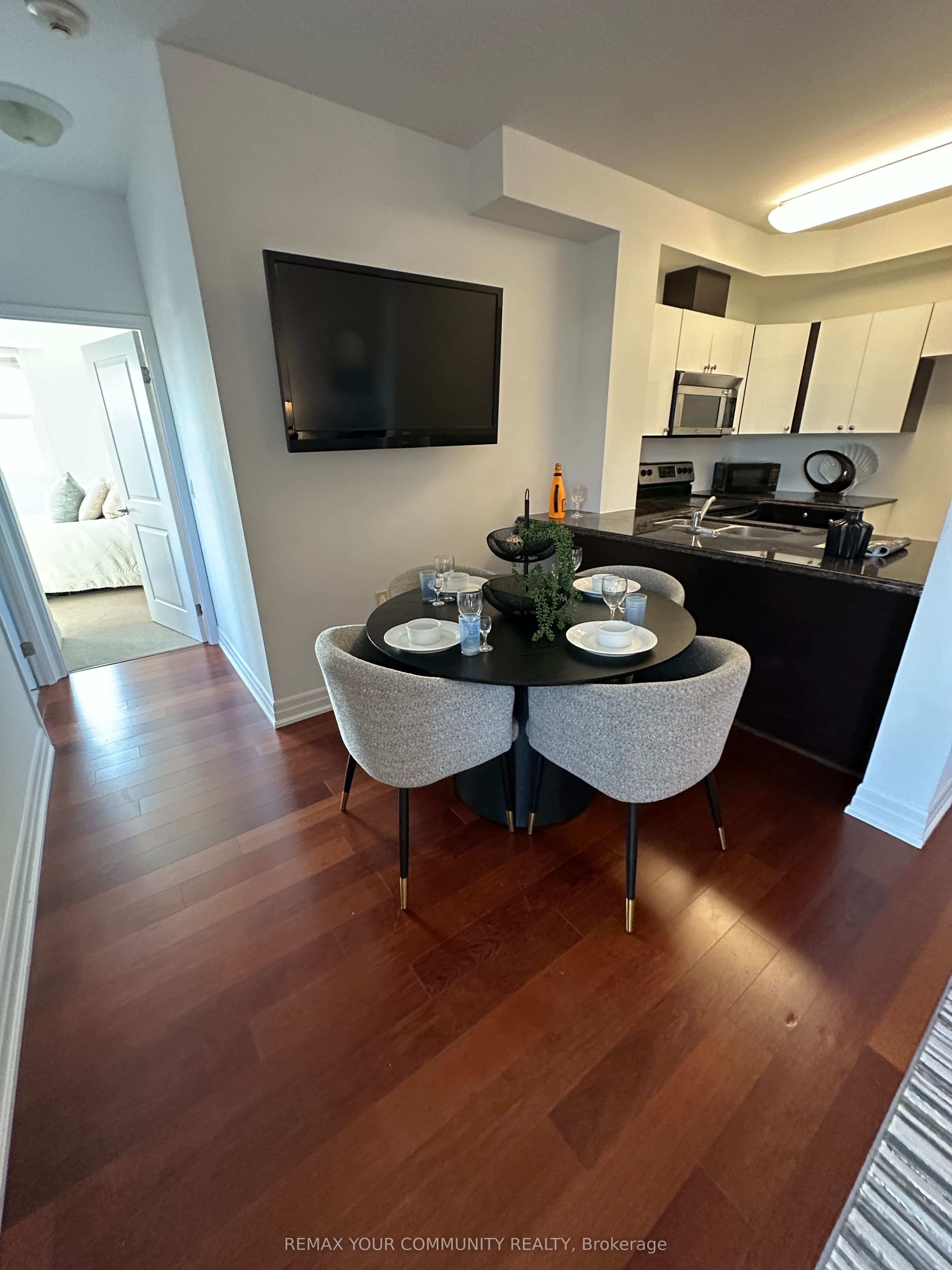15450 Yonge Street 205 Property Photo 14