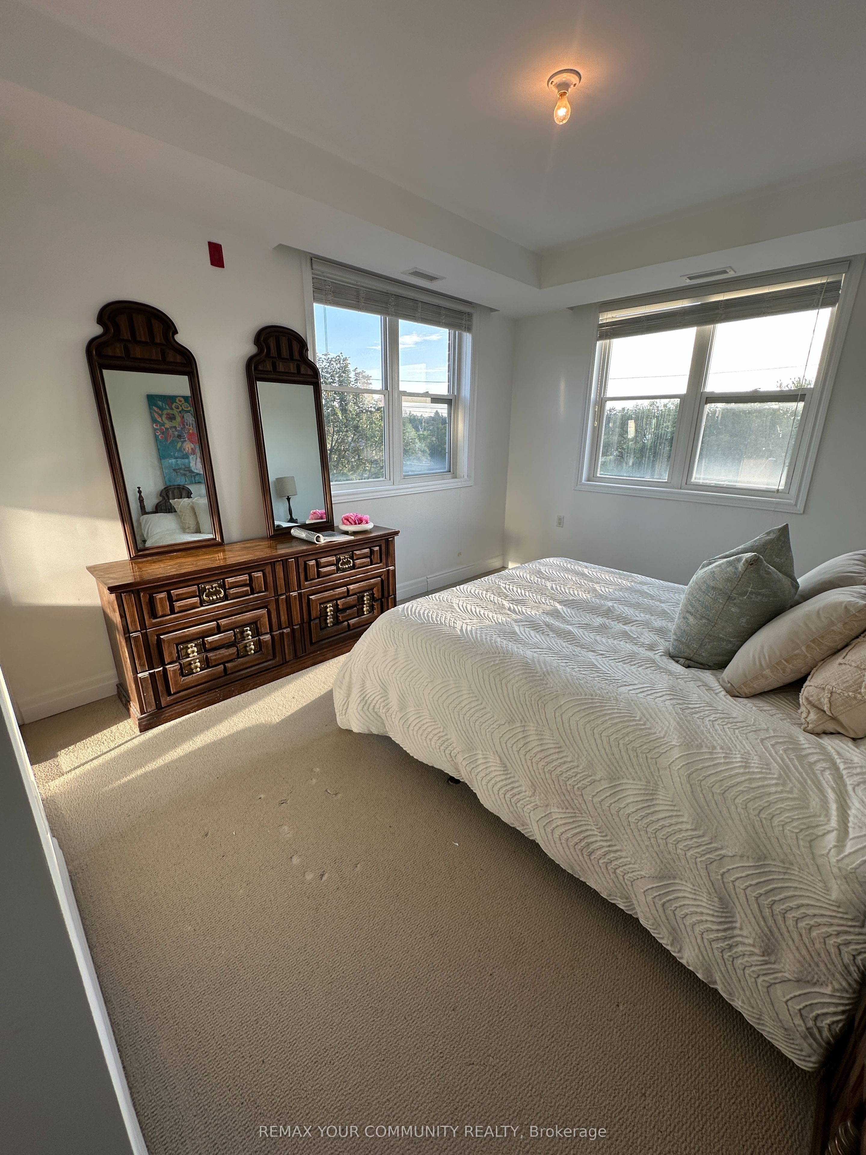 15450 Yonge Street 205 Property Photo 16
