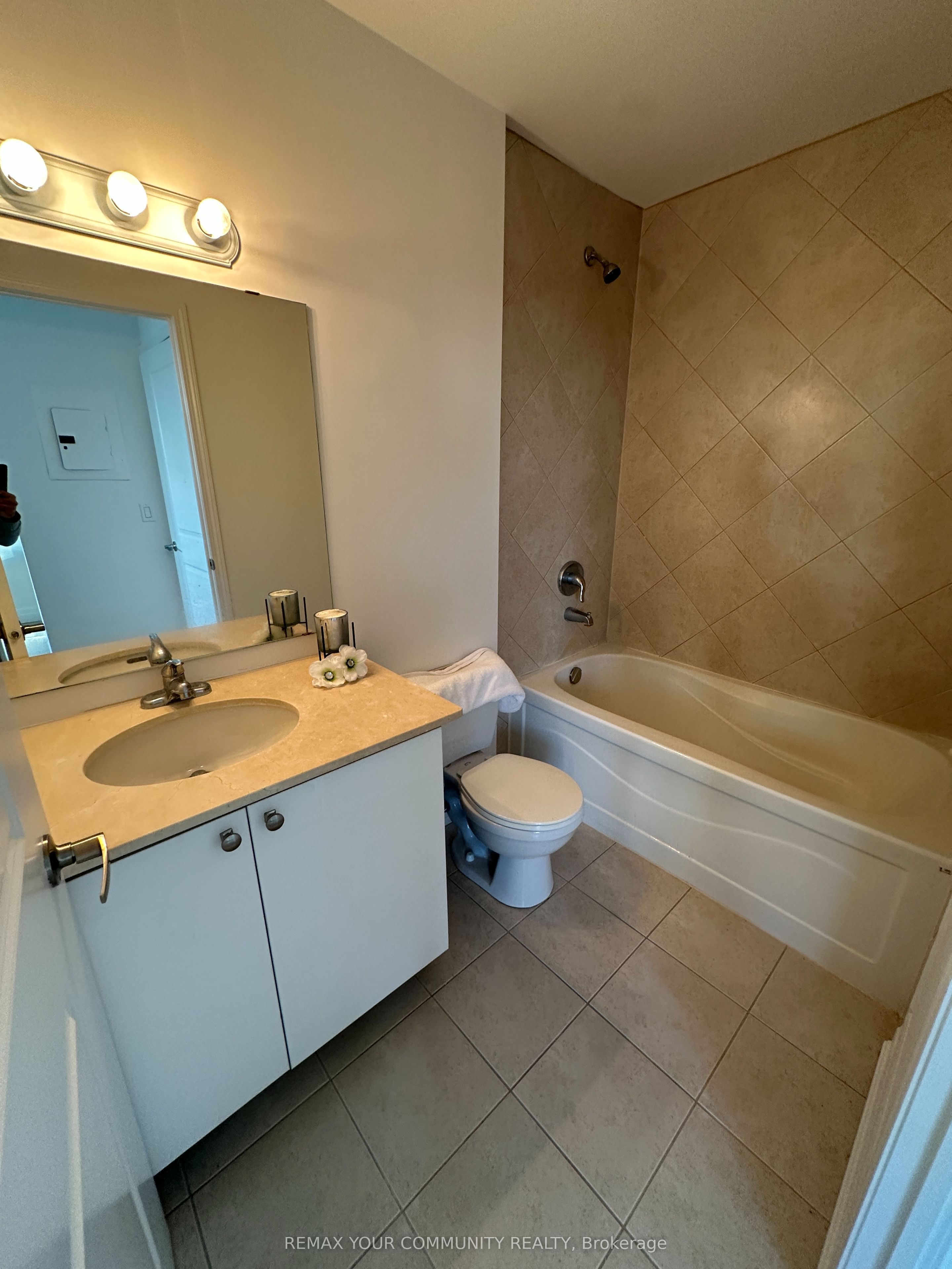 15450 Yonge Street 205 Property Photo 19