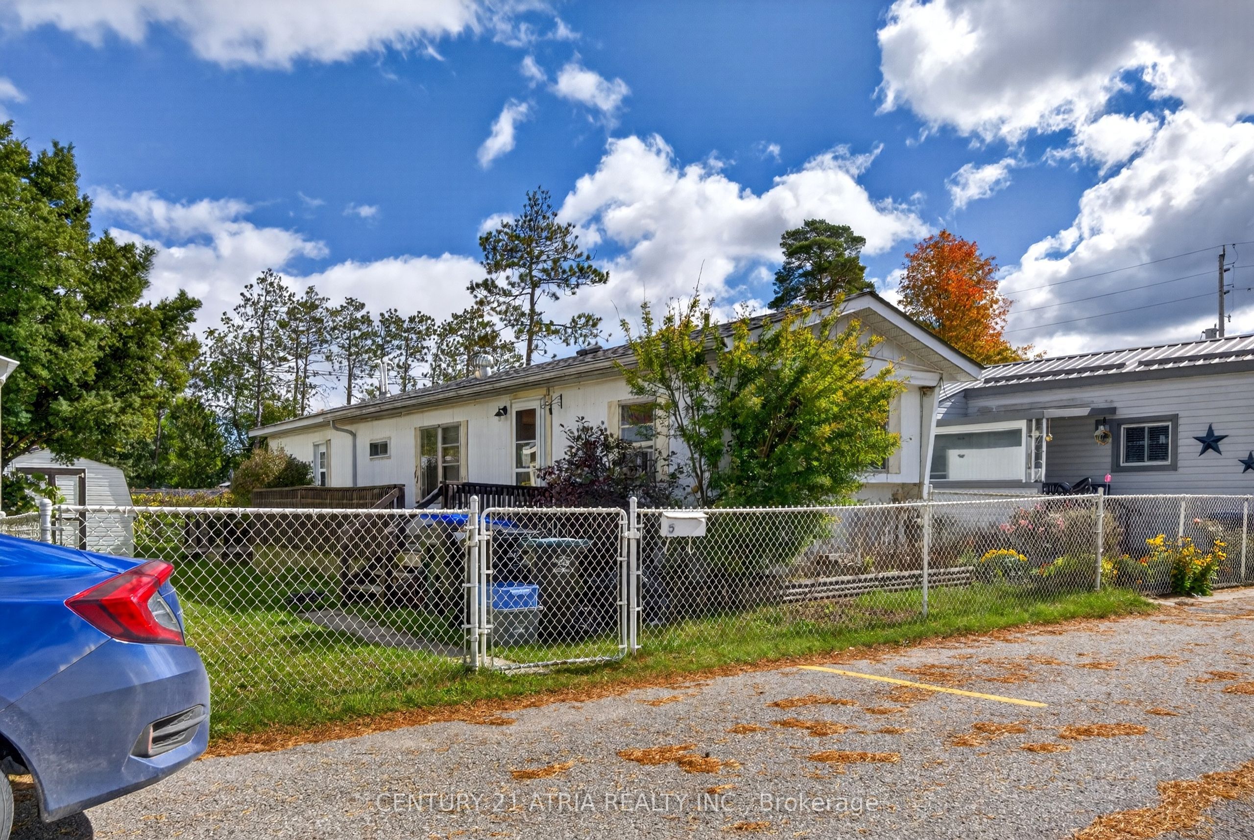 5 First Street Property Photo 2