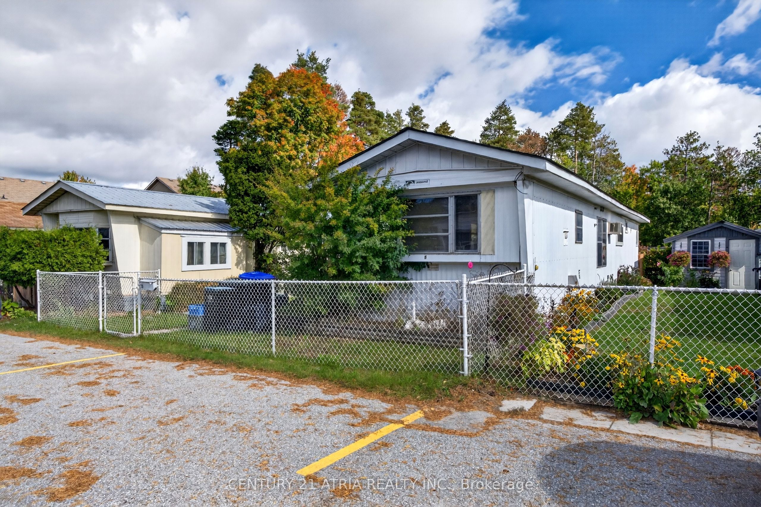 5 First Street Property Photo 3