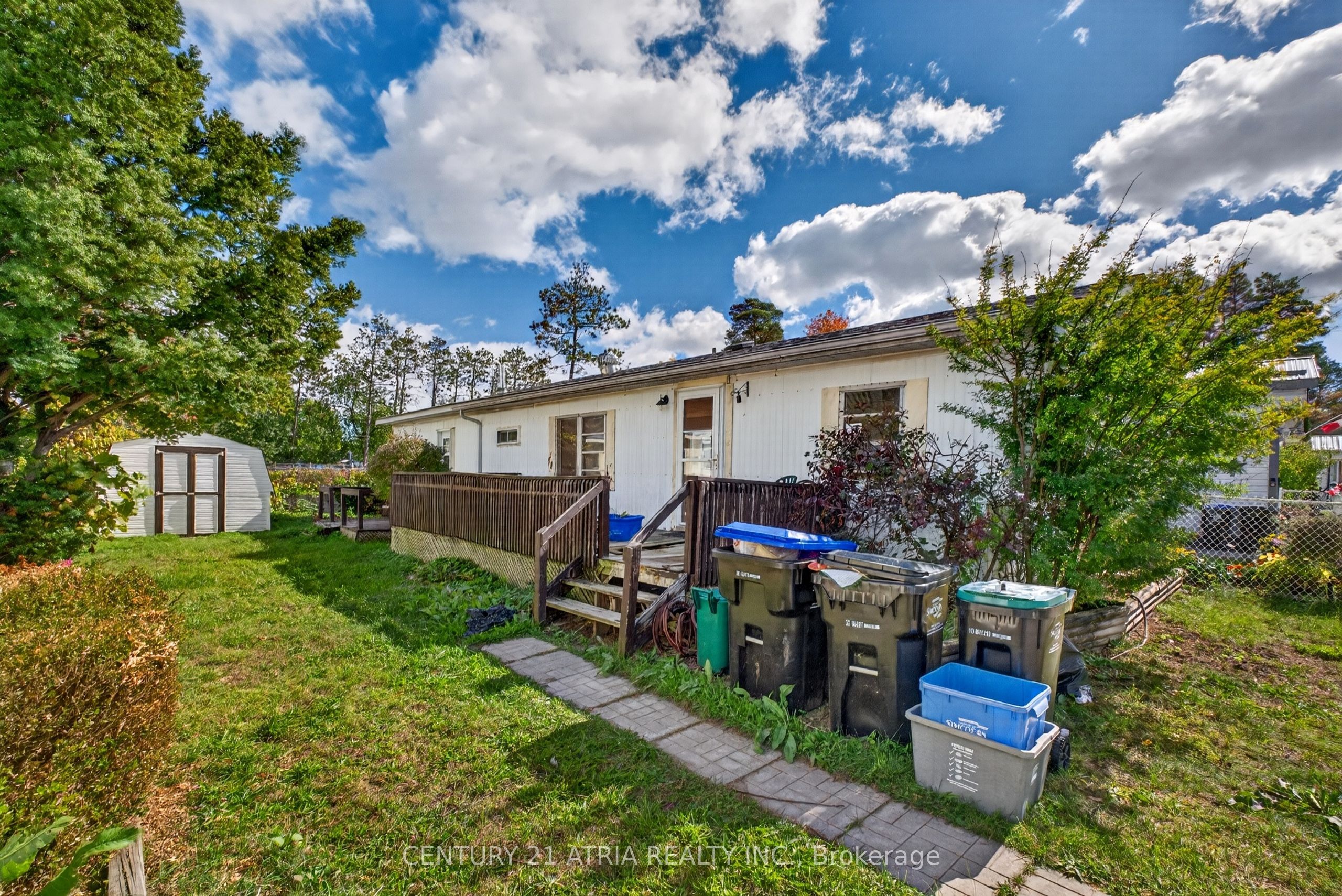 5 First Street Property Photo 4