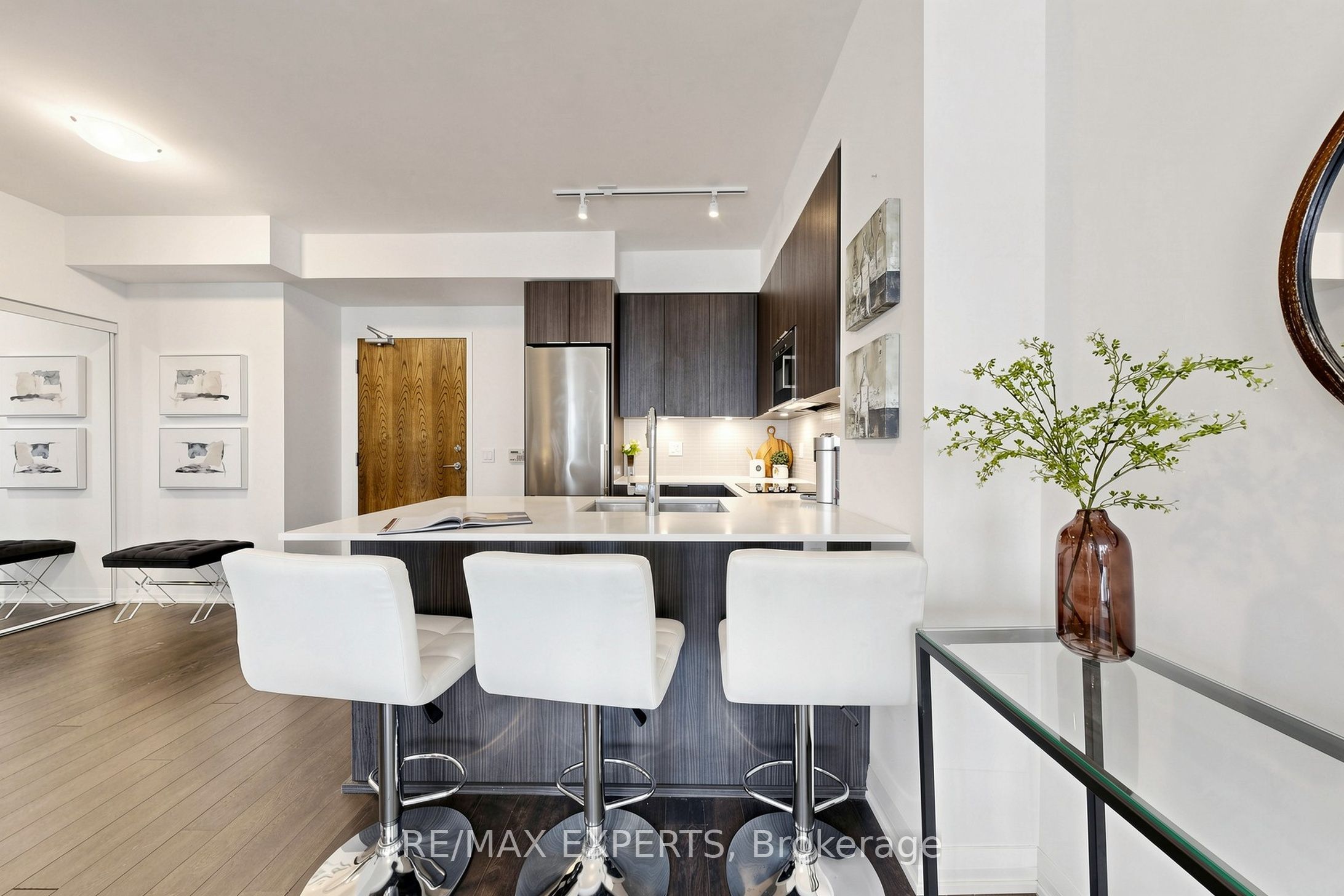 99 Eagle Rock Way 302 Property Photo 12