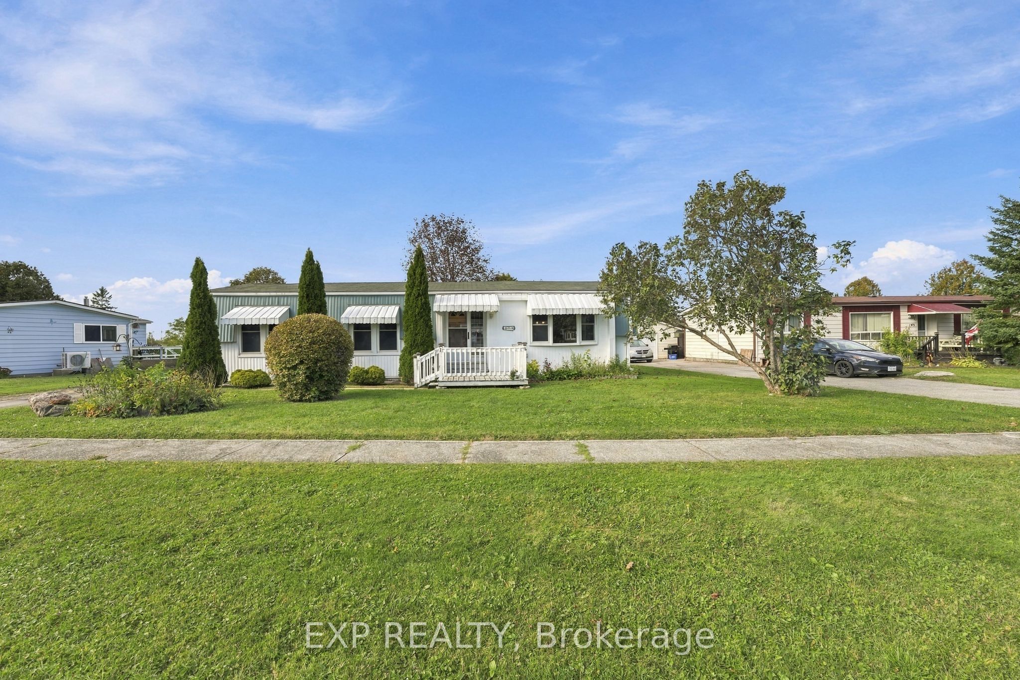 139 Roxanna Drive Property Photo 1