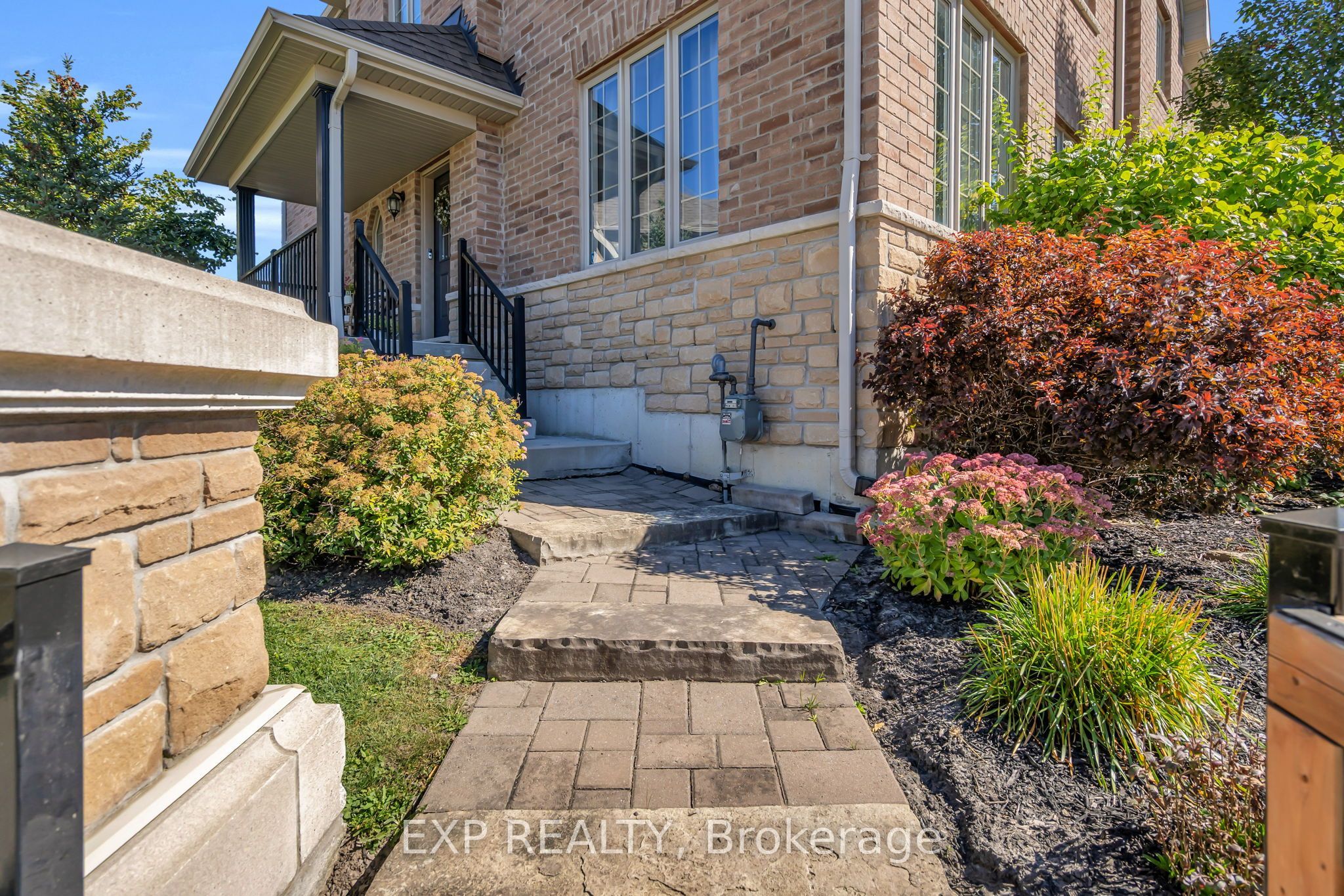 10 Vita Stephanie Court Property Photo 5