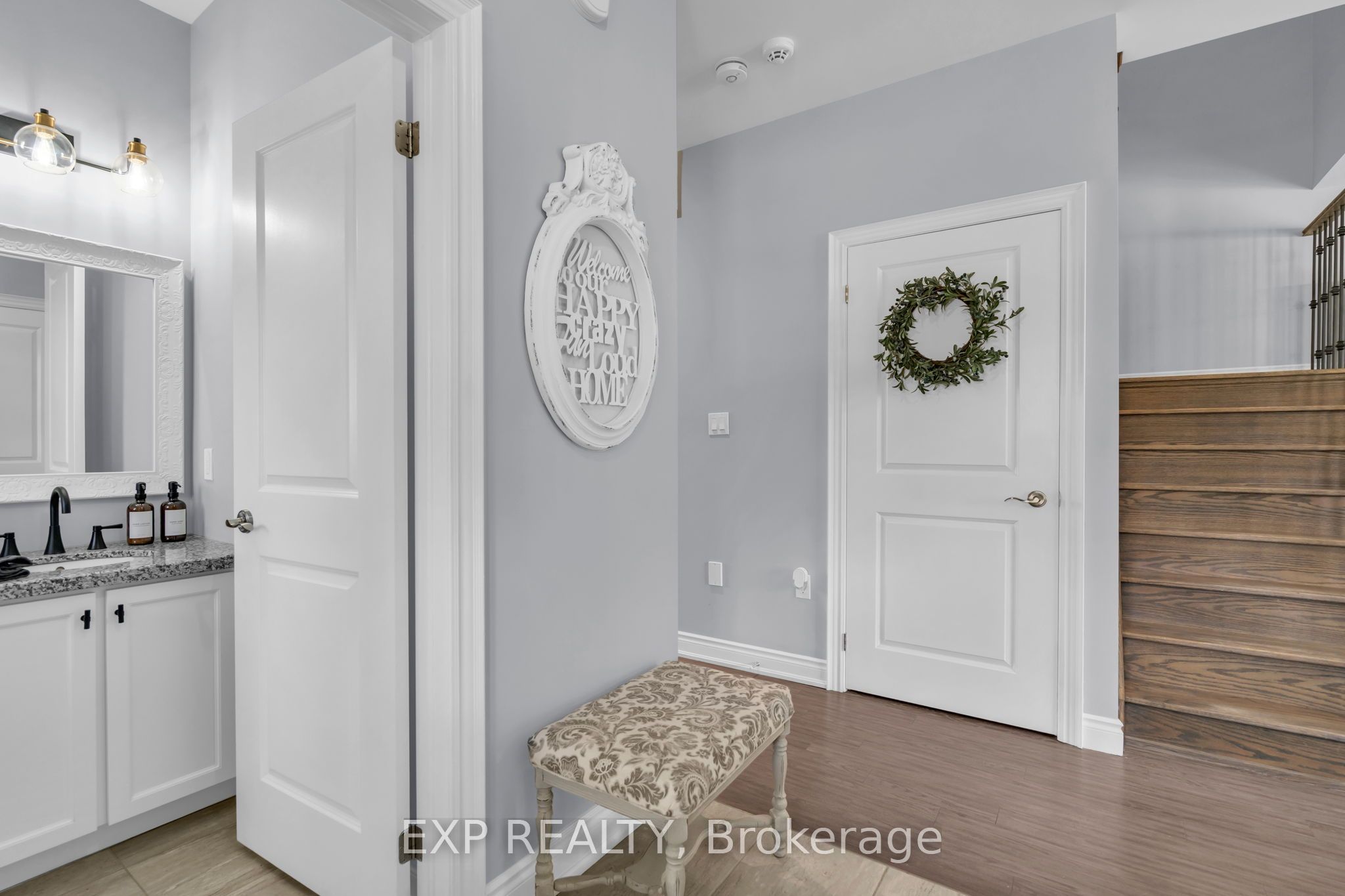 10 Vita Stephanie Court Property Photo 9