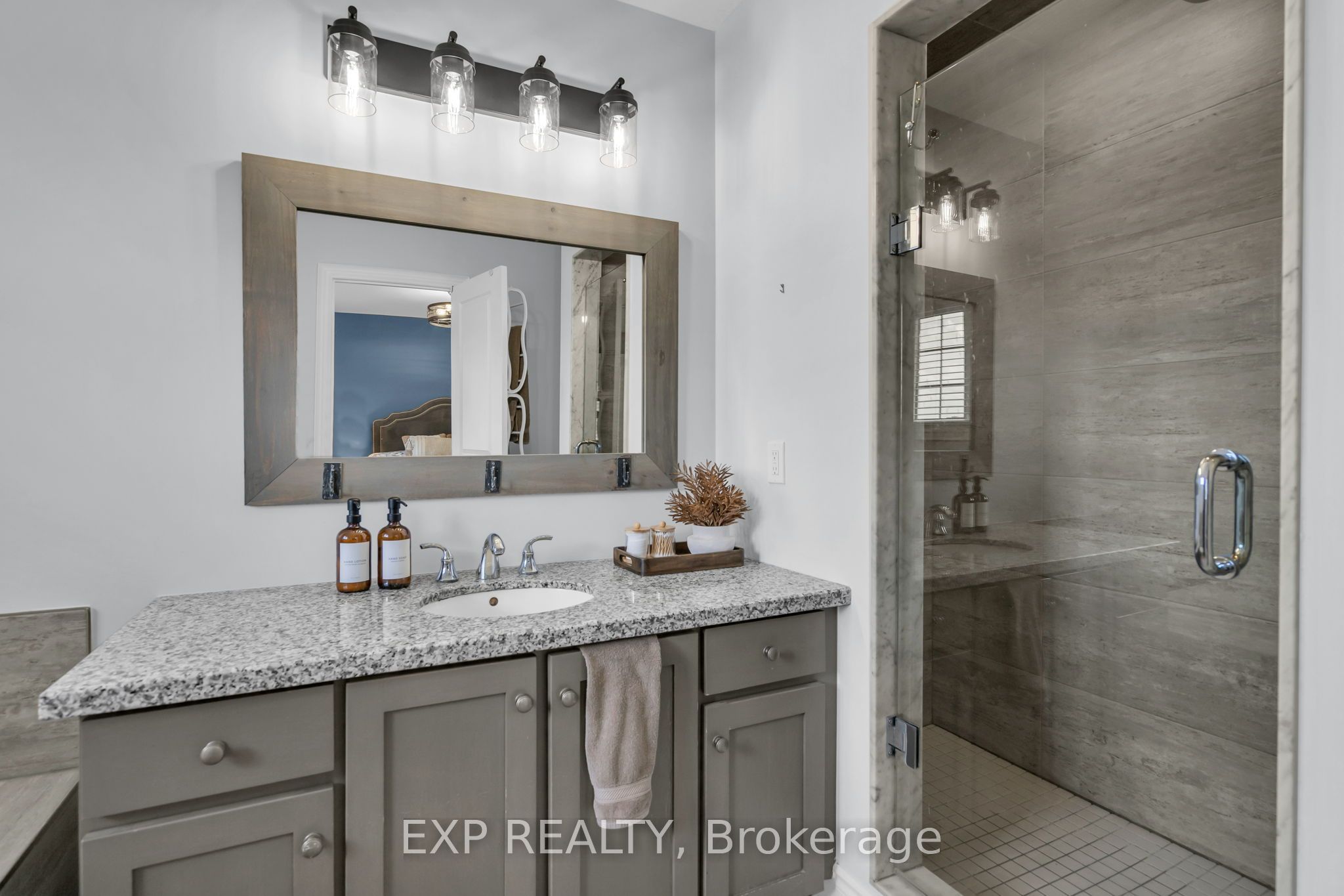 10 Vita Stephanie Court Property Photo 37
