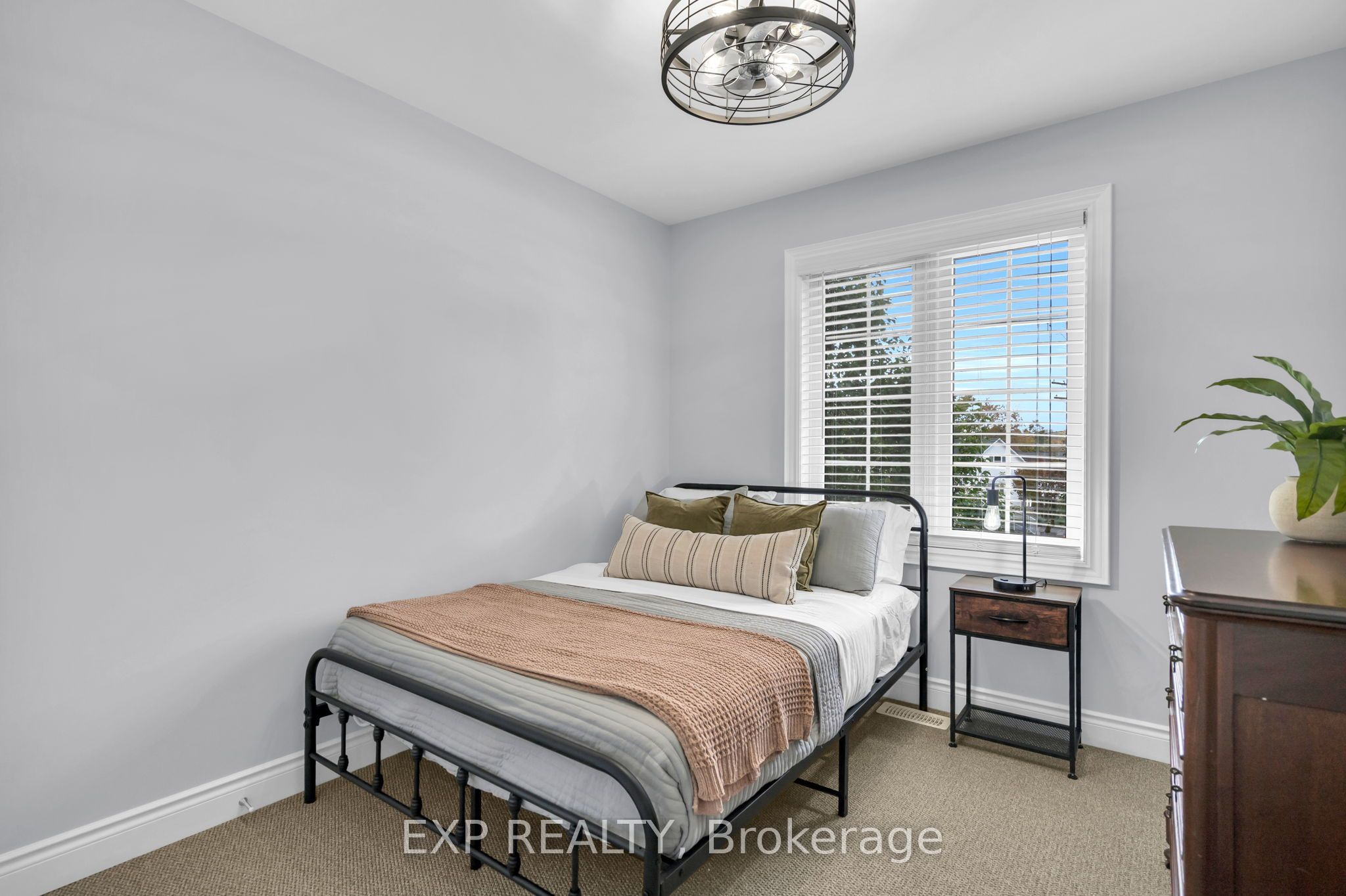 10 Vita Stephanie Court Property Photo 39