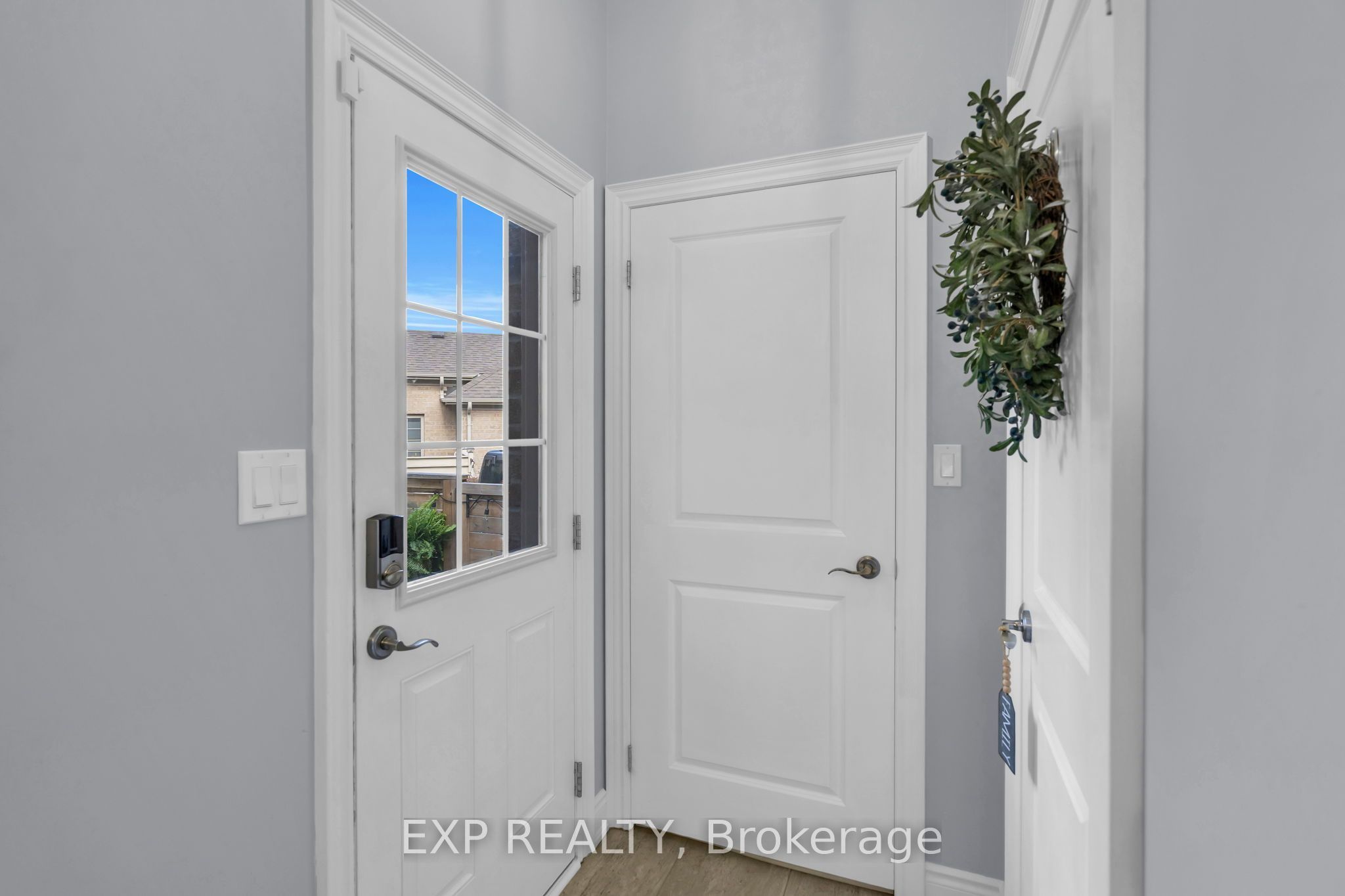 10 Vita Stephanie Court Property Photo 43