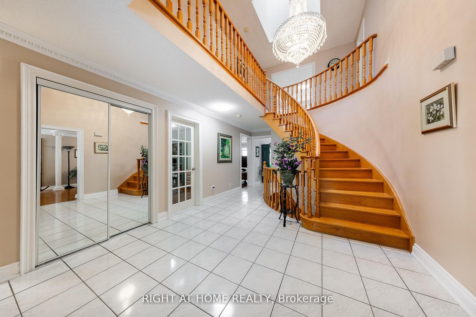 27 Addison Street Property Photo 23