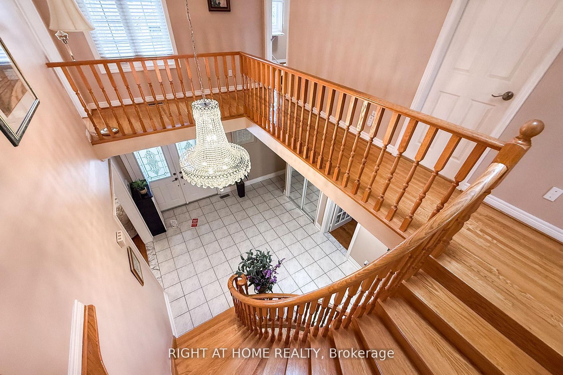27 Addison Street Property Photo 24