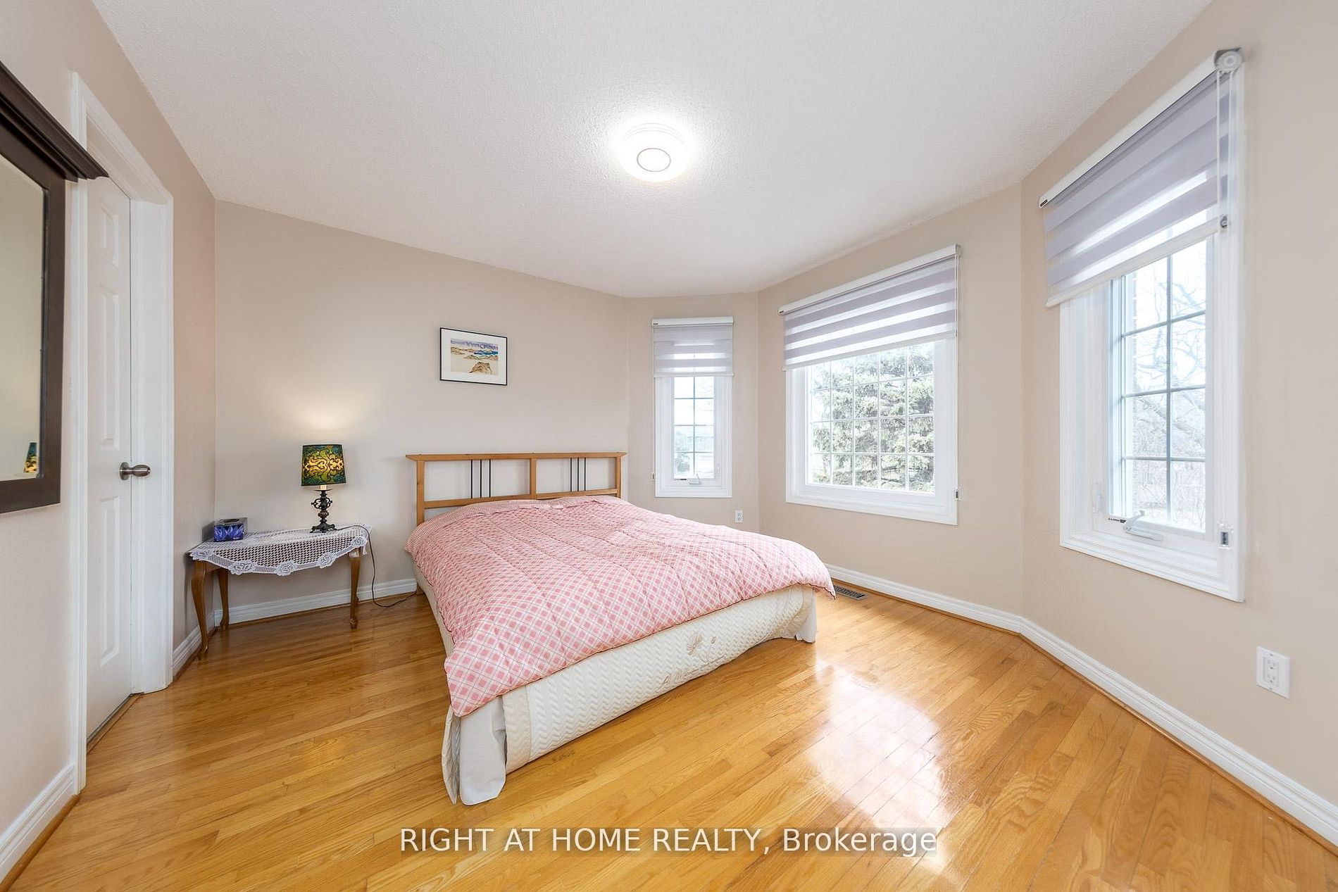 27 Addison Street Property Photo 30