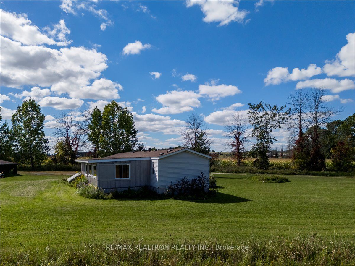 2755 4th Line Property Photo 13