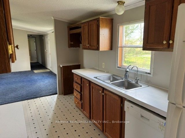 2755 4th Line Property Photo 17