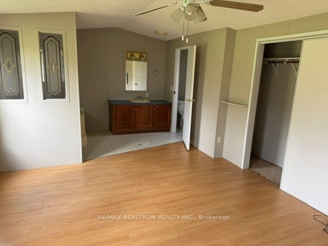 2755 4th Line Property Photo 21