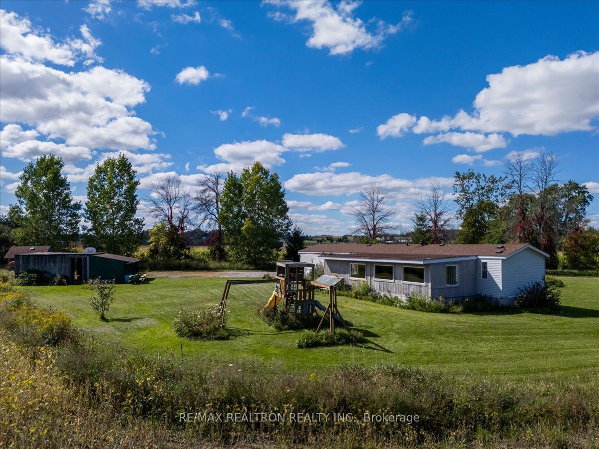 2755 4th Line Property Photo 27