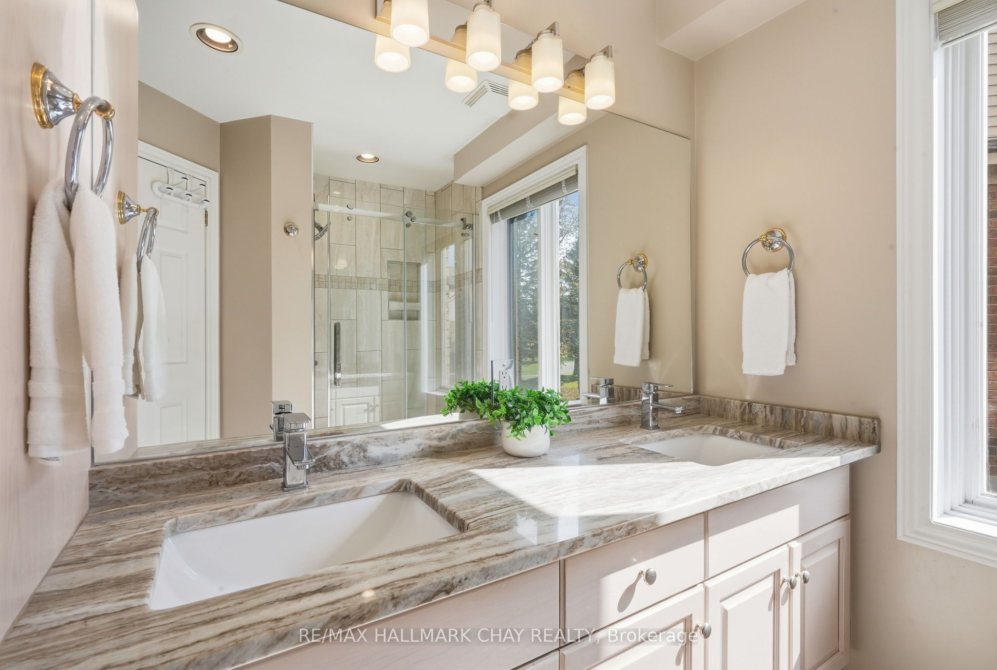 9 La Costa Court Property Photo 11