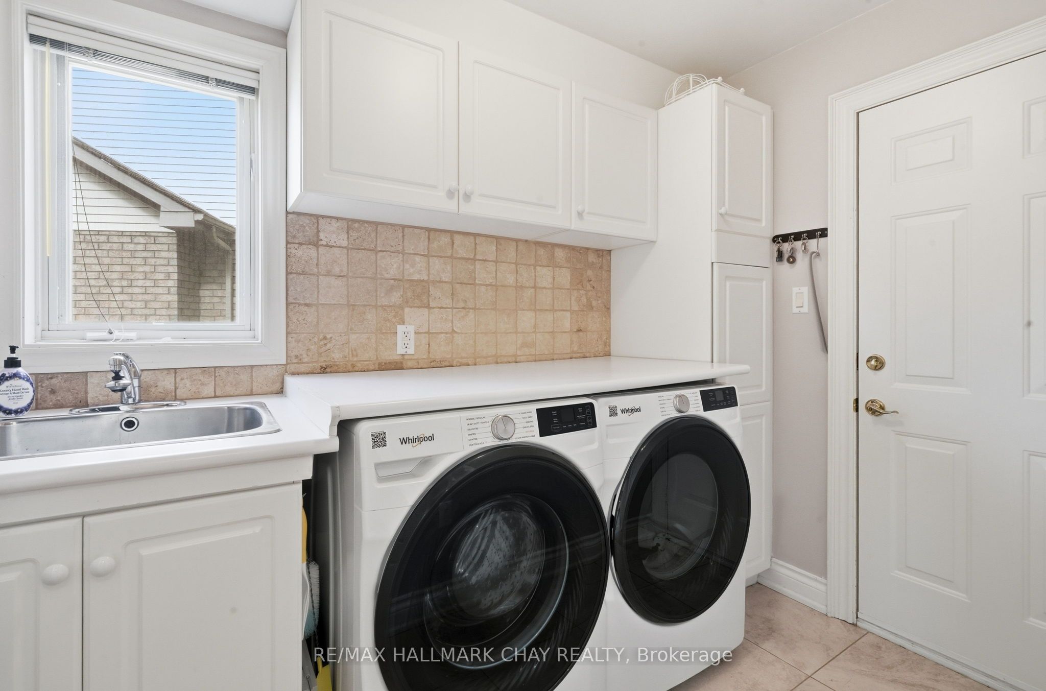 9 La Costa Court Property Photo 21