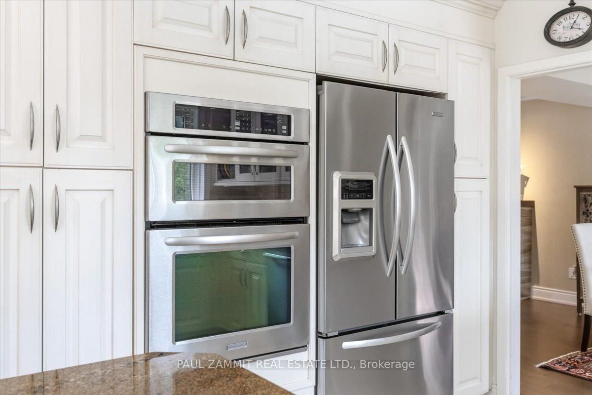 35 Almond Avenue Property Photo 14