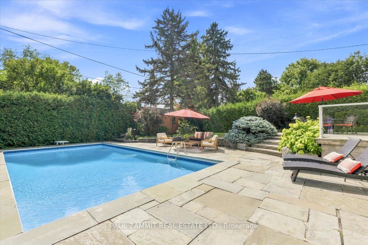 35 Almond Avenue Property Photo 41