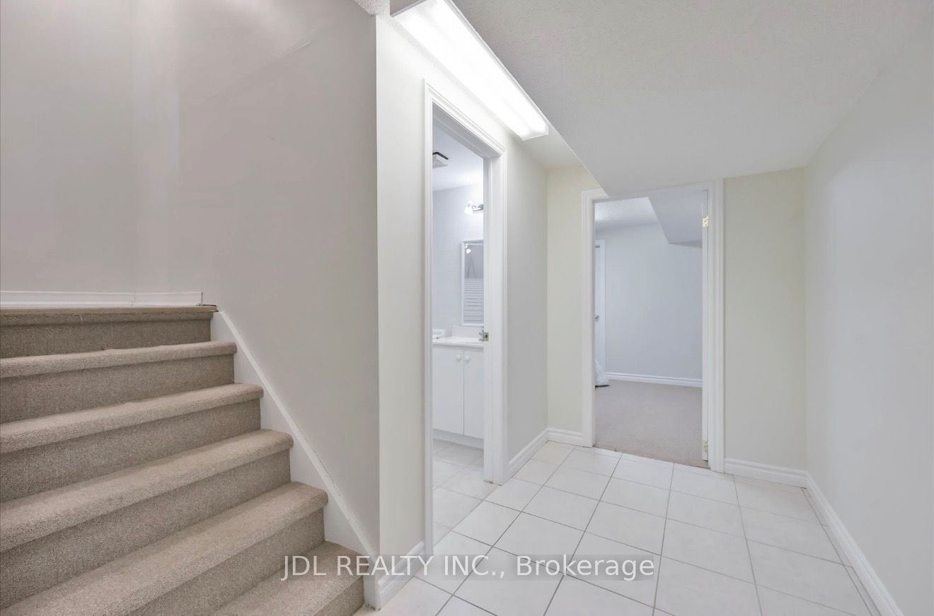 21 Iron Horse Avenue Property Photo 20