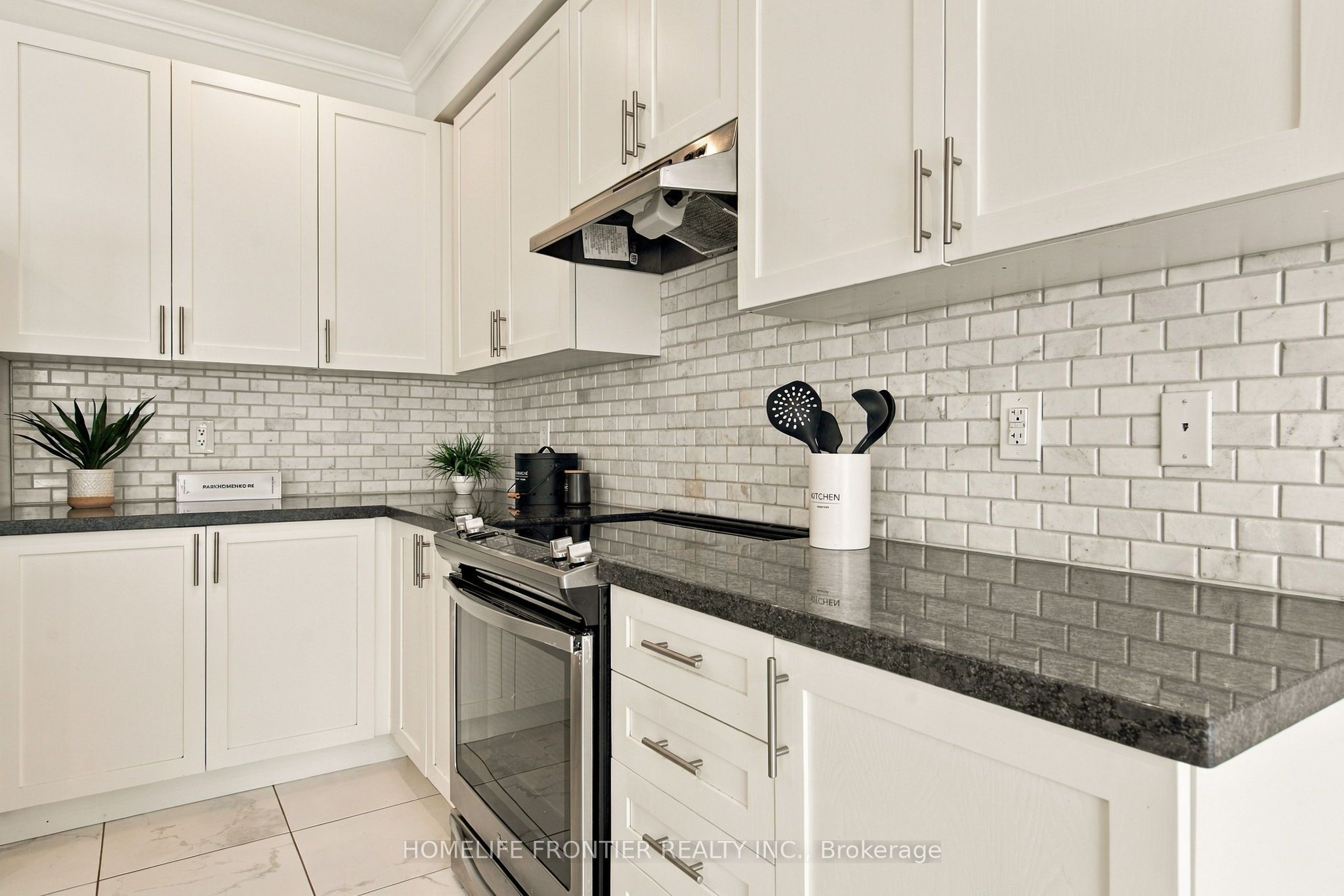 1526 Farrow Crescent Property Photo 17